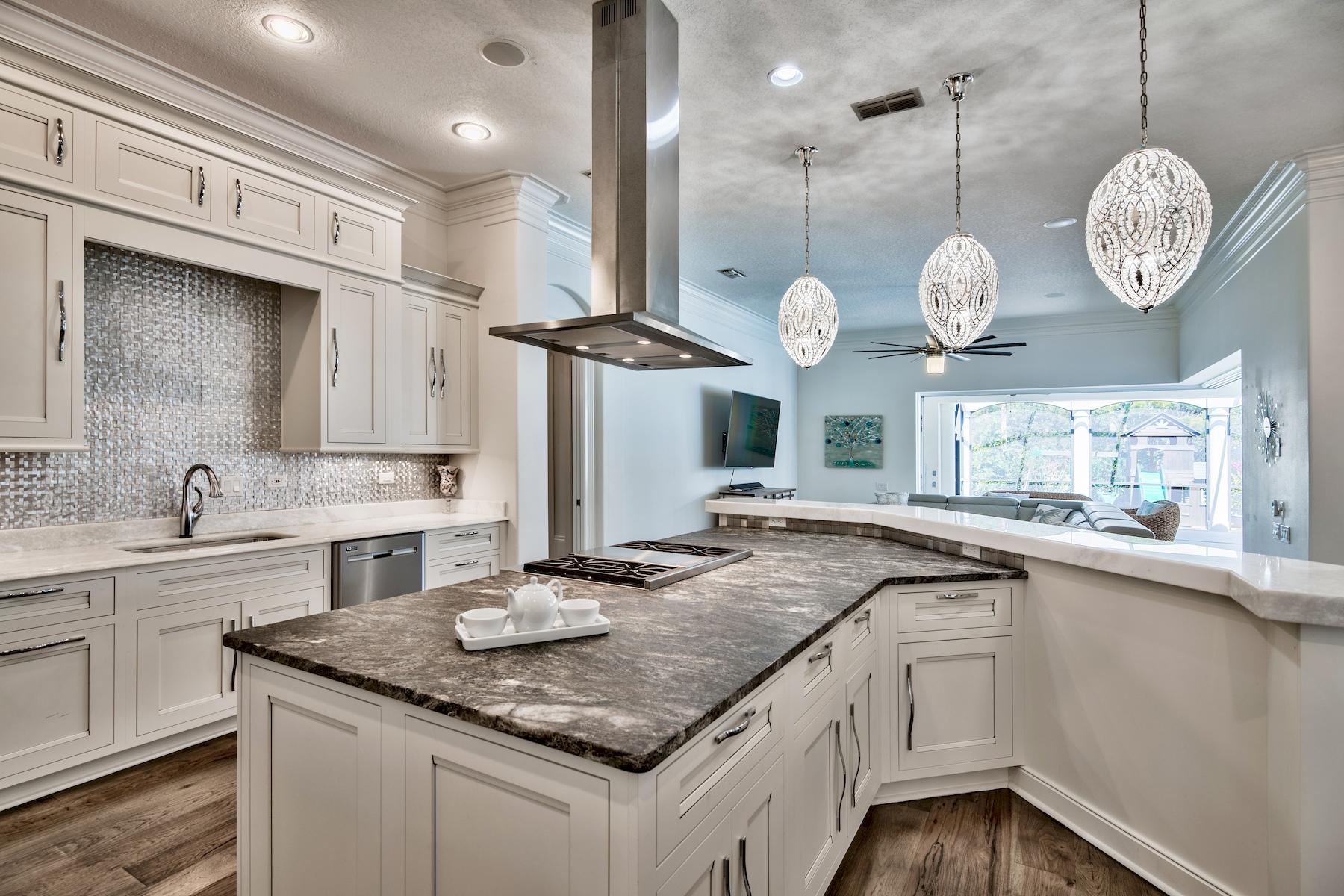 BURNT PINE - Residential