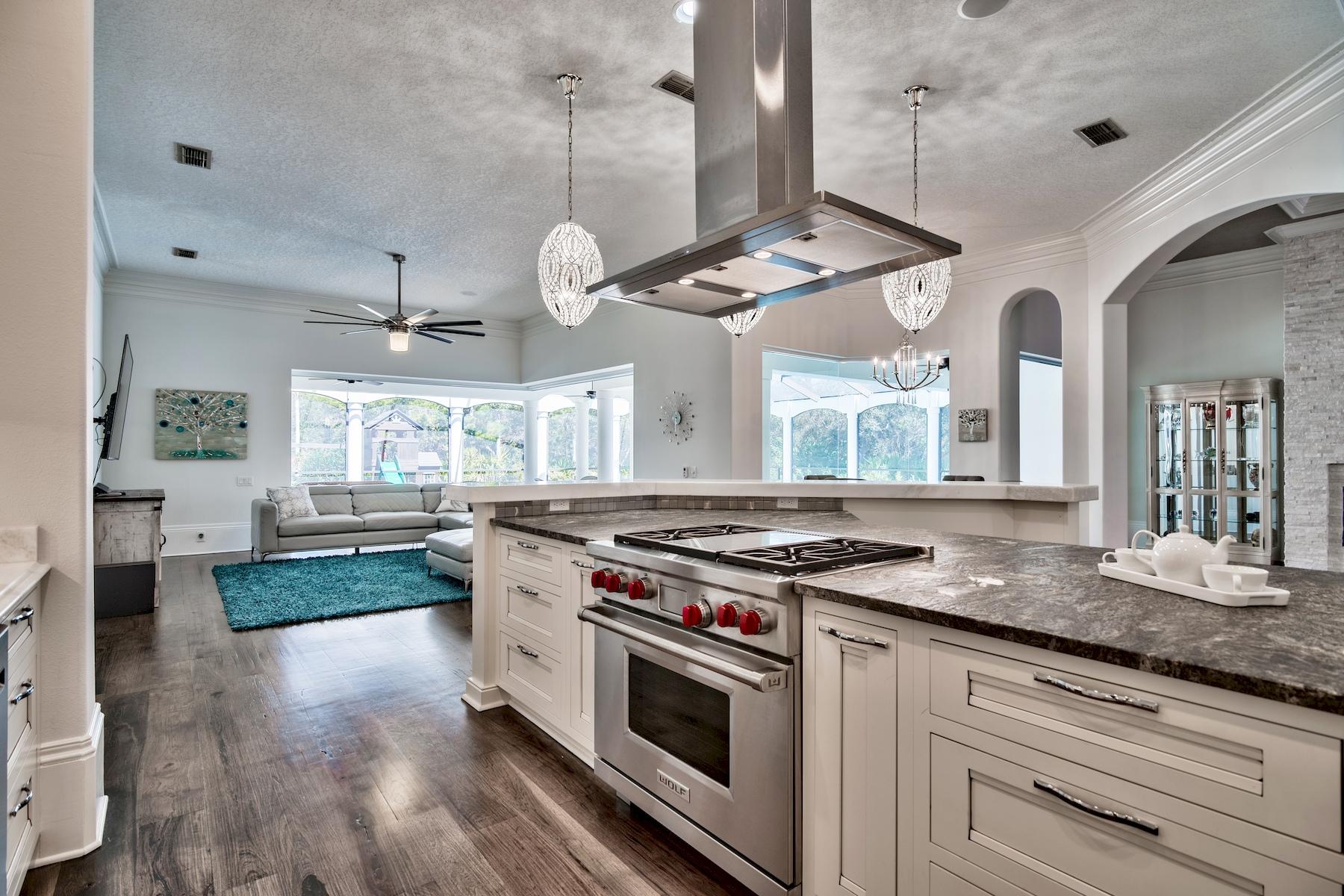 BURNT PINE - Residential