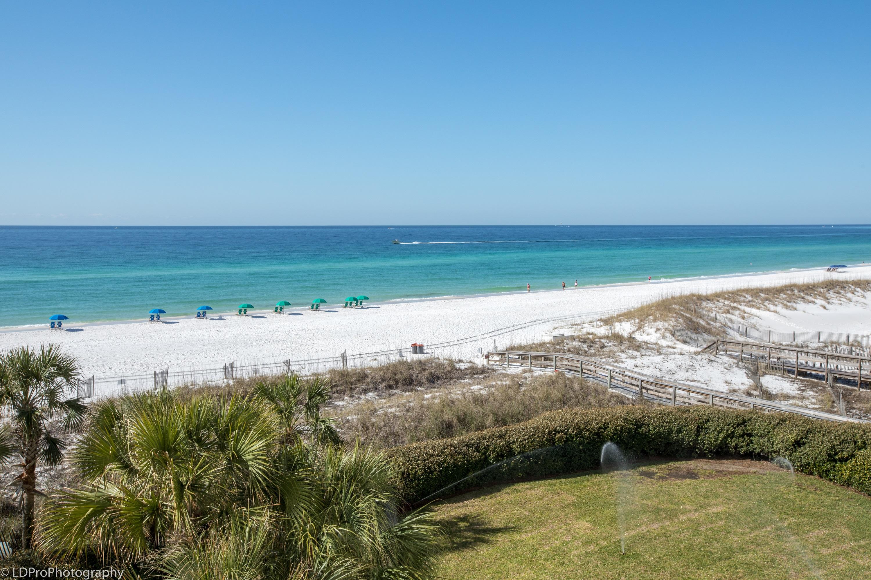 OCEANIA CONDO - Residential