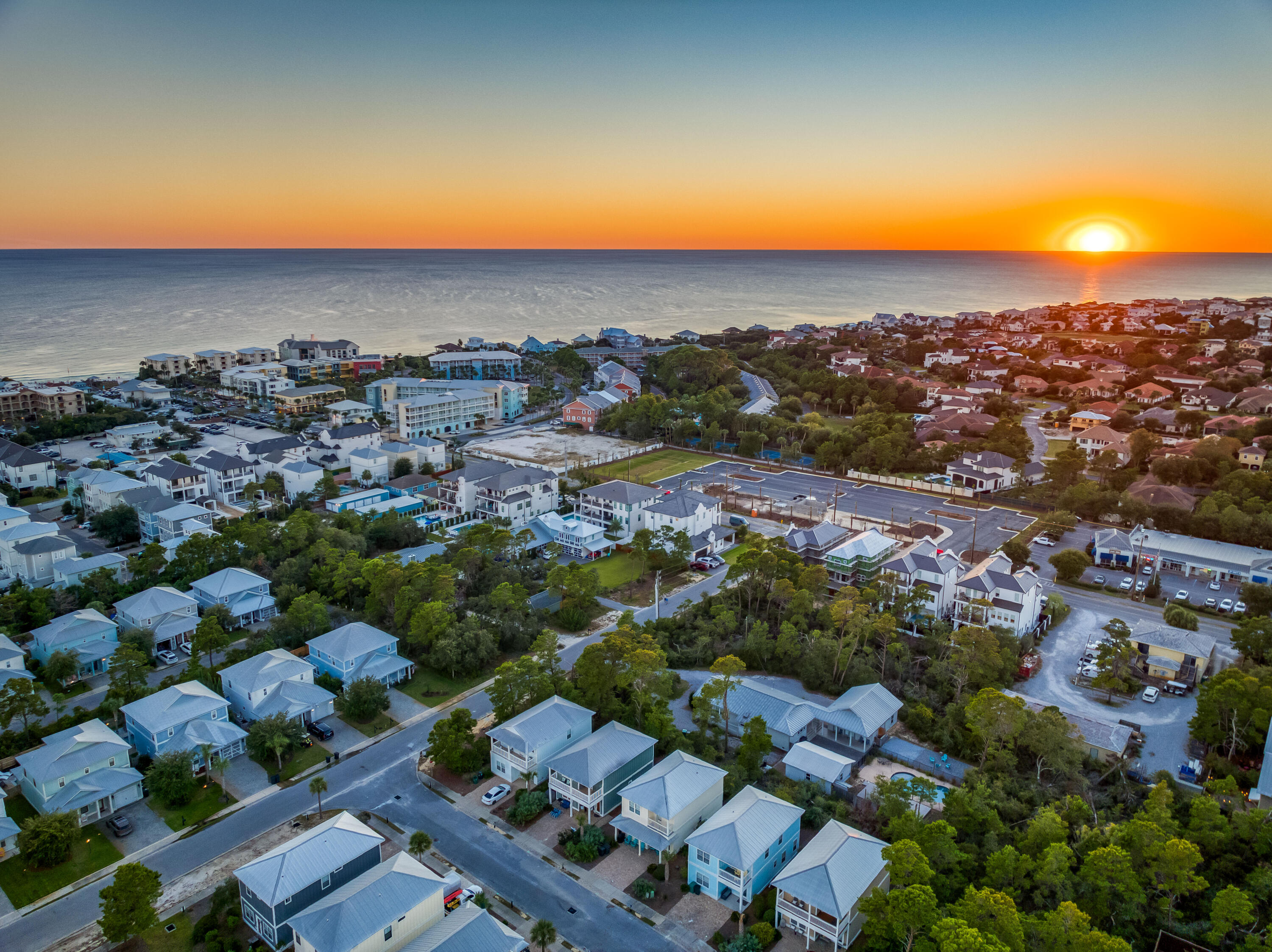 GULF REFLECTIONS - Residential