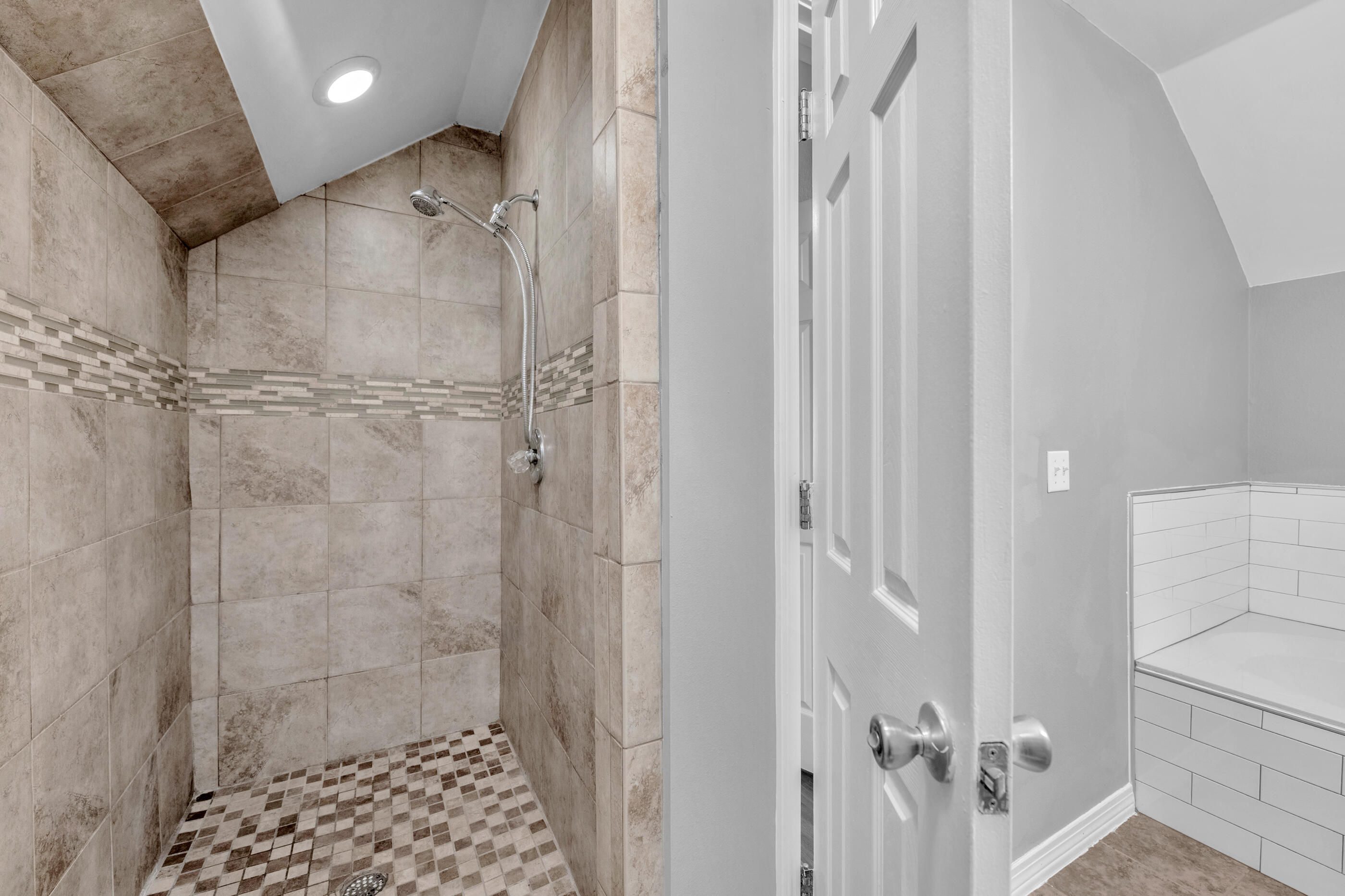 PINNACLE POINT - Residential