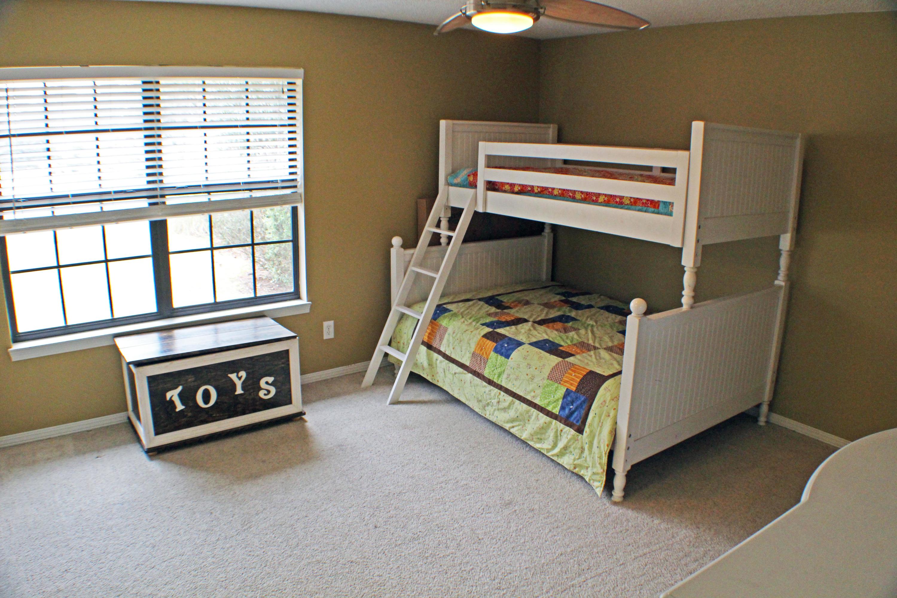 SOUTHWINDS II - Residential