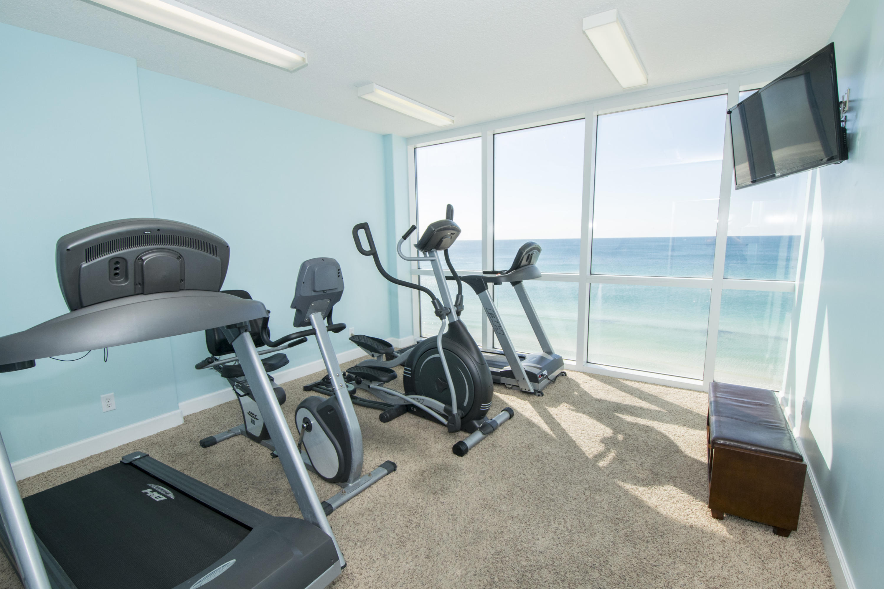 TROPIC WINDS - Residential