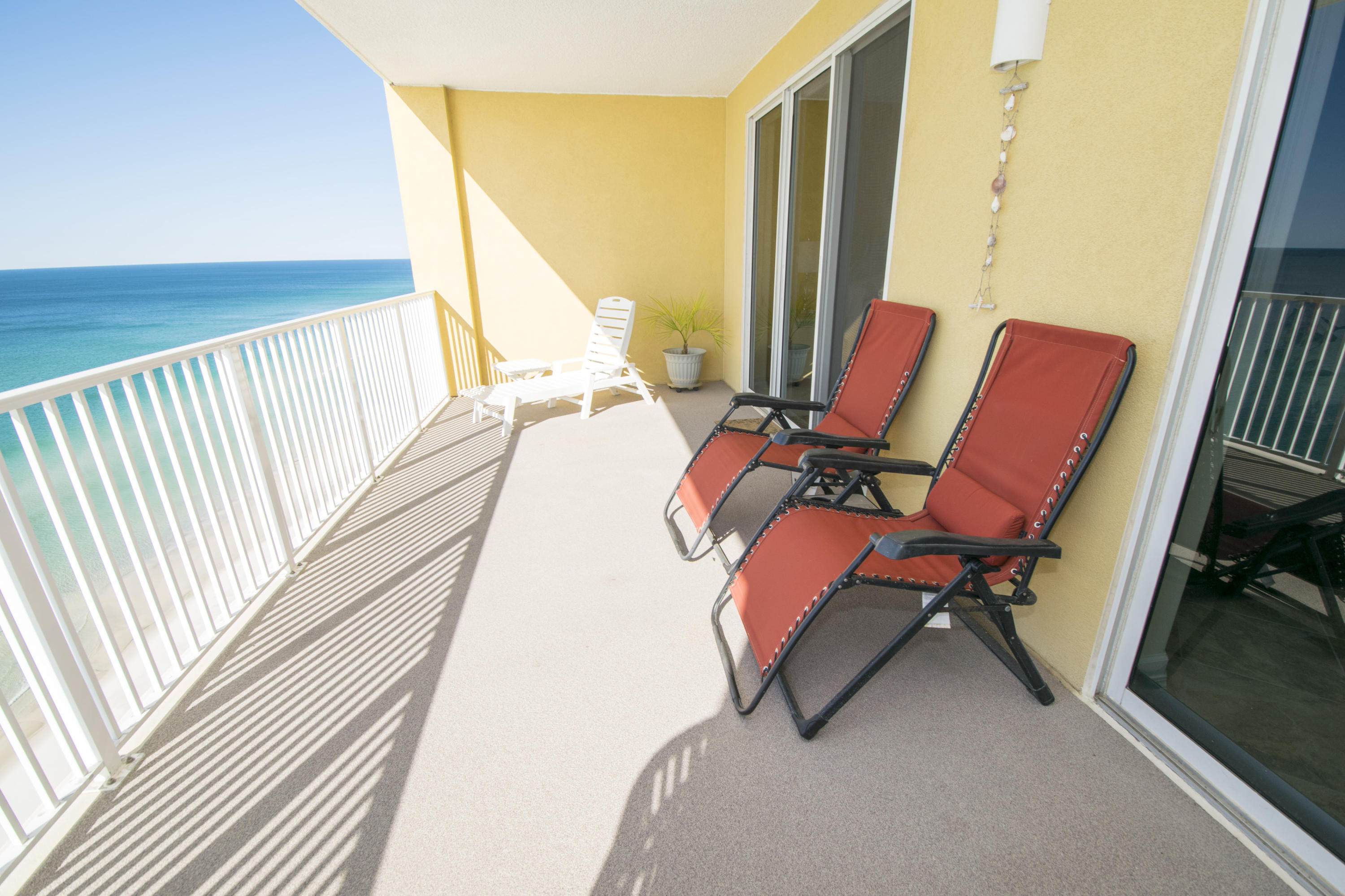 TROPIC WINDS - Residential