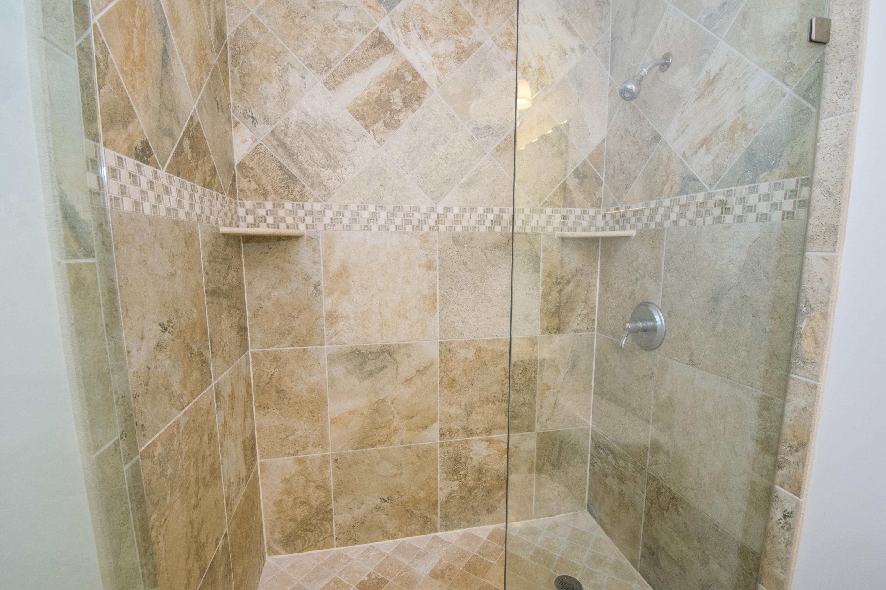 TROPIC WINDS - Residential