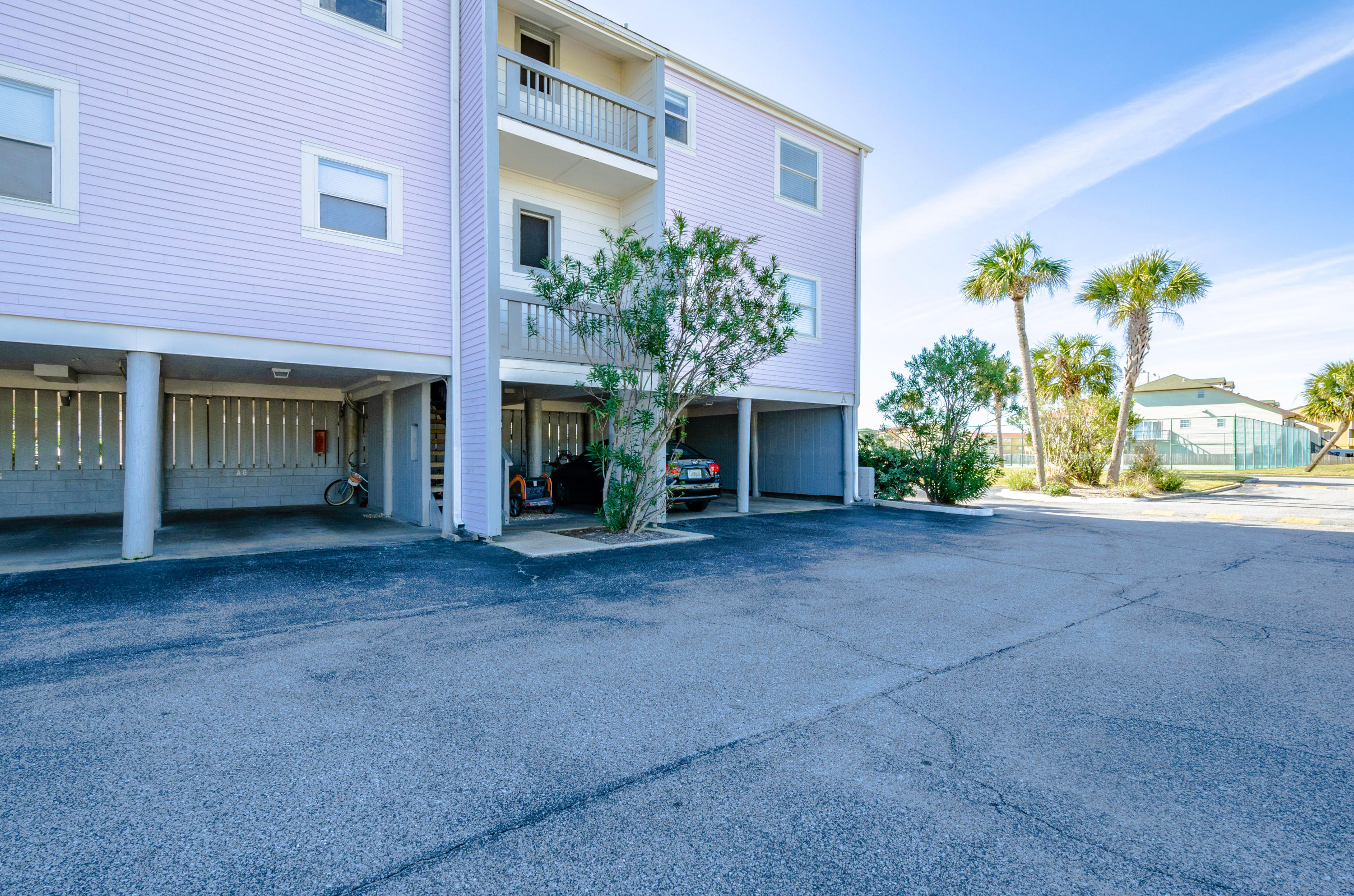 VILLAS ON THE GULF - Residential