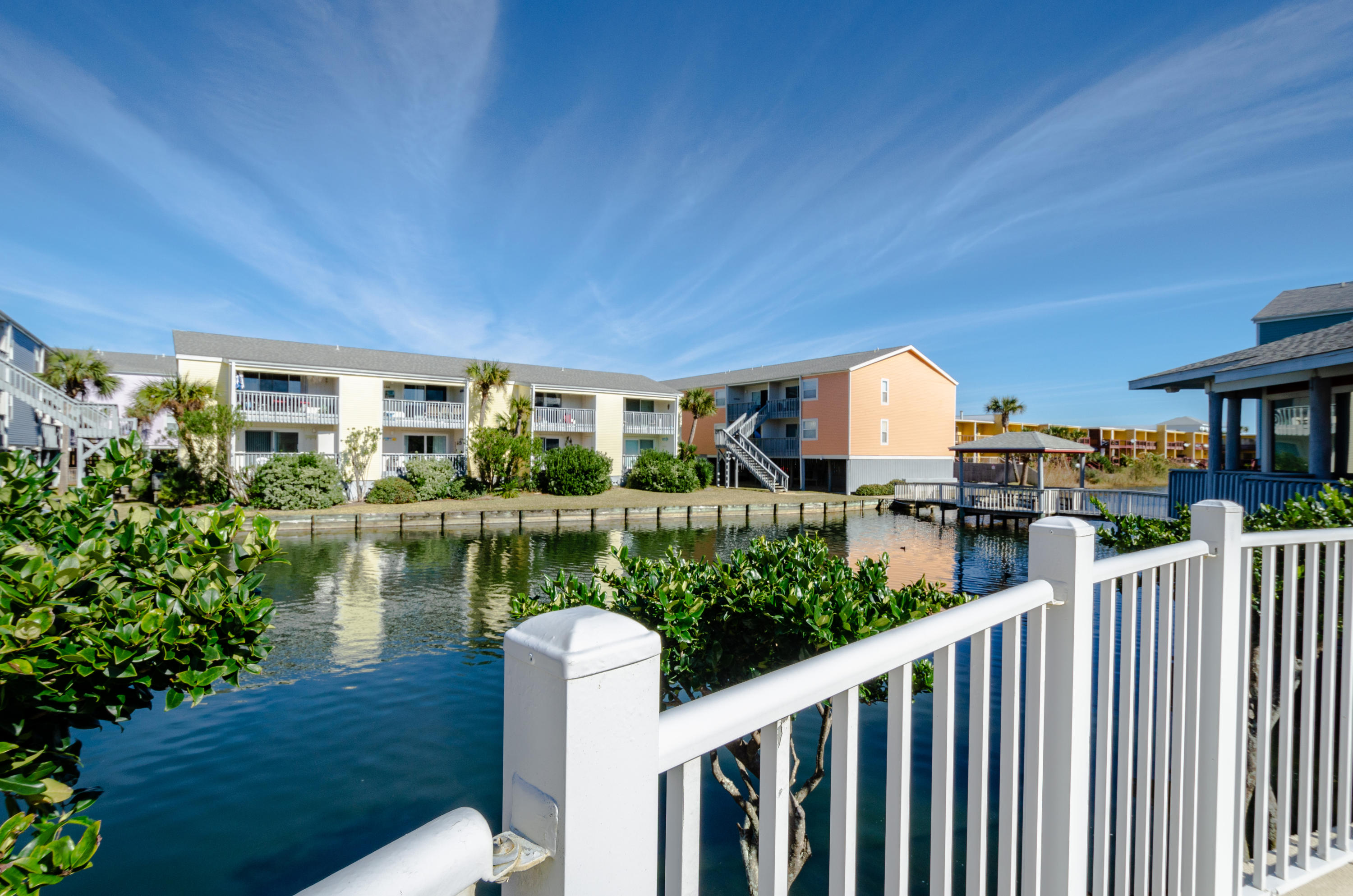 VILLAS ON THE GULF - Residential
