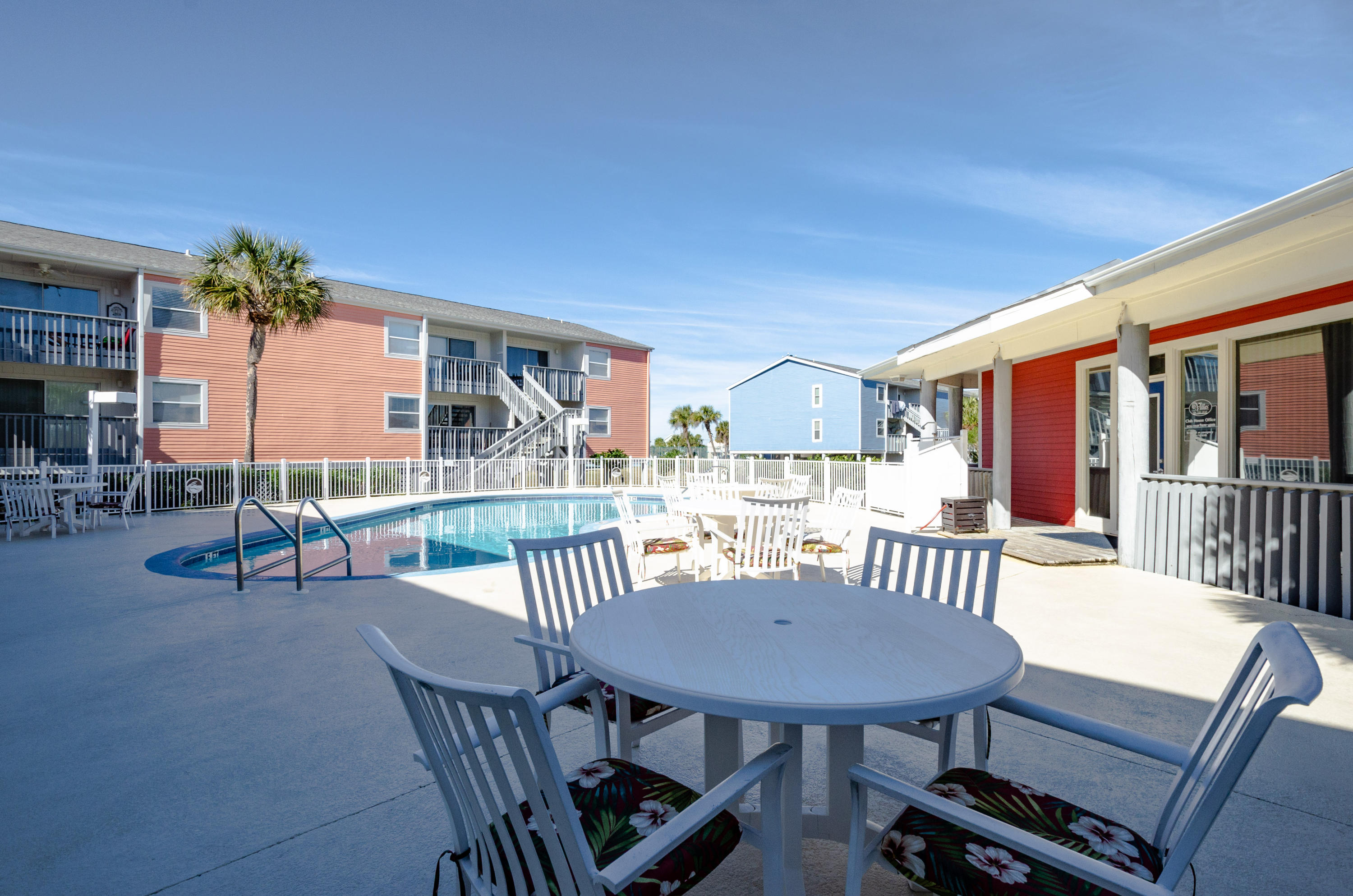 VILLAS ON THE GULF - Residential