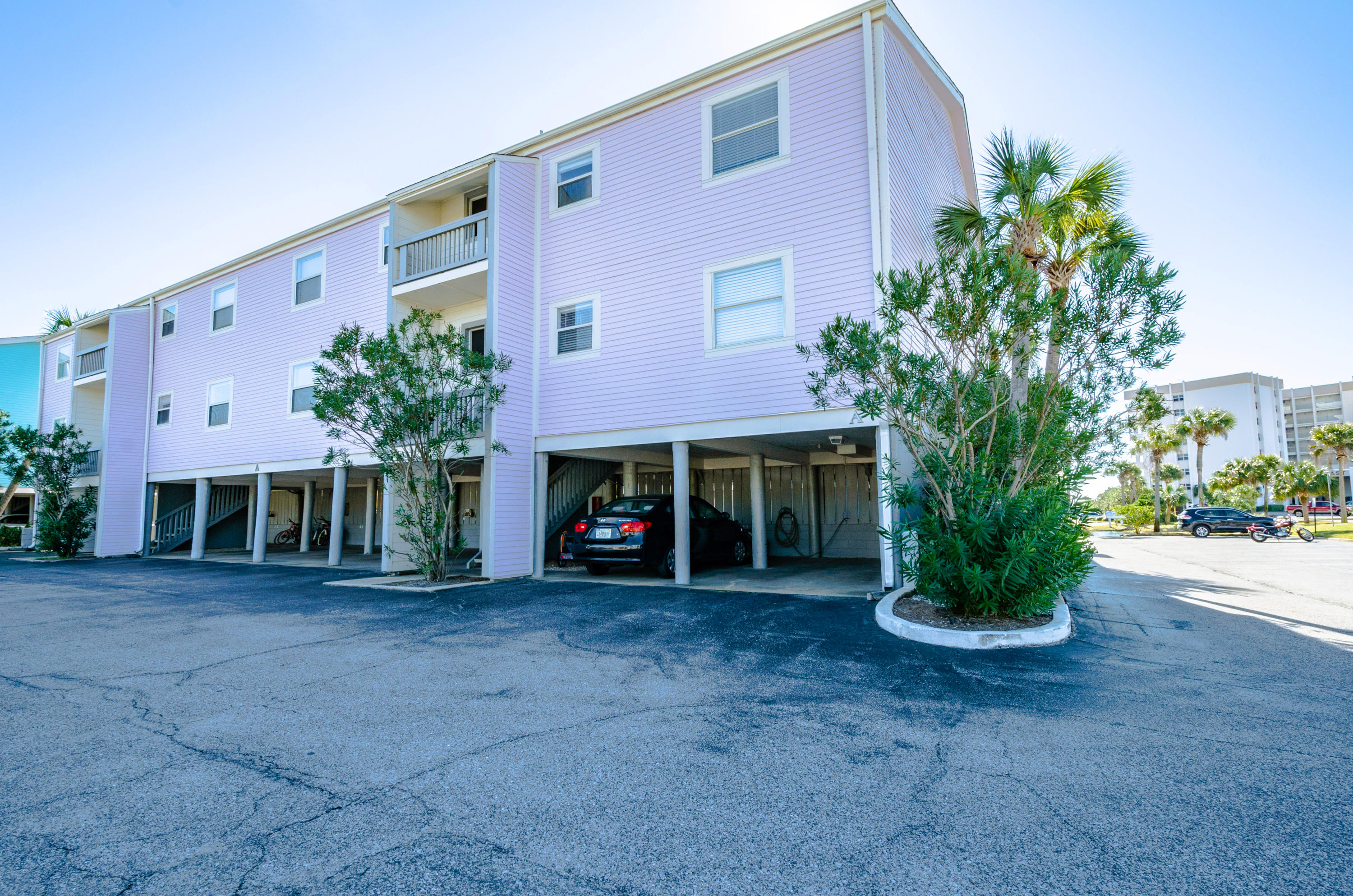 VILLAS ON THE GULF - Residential