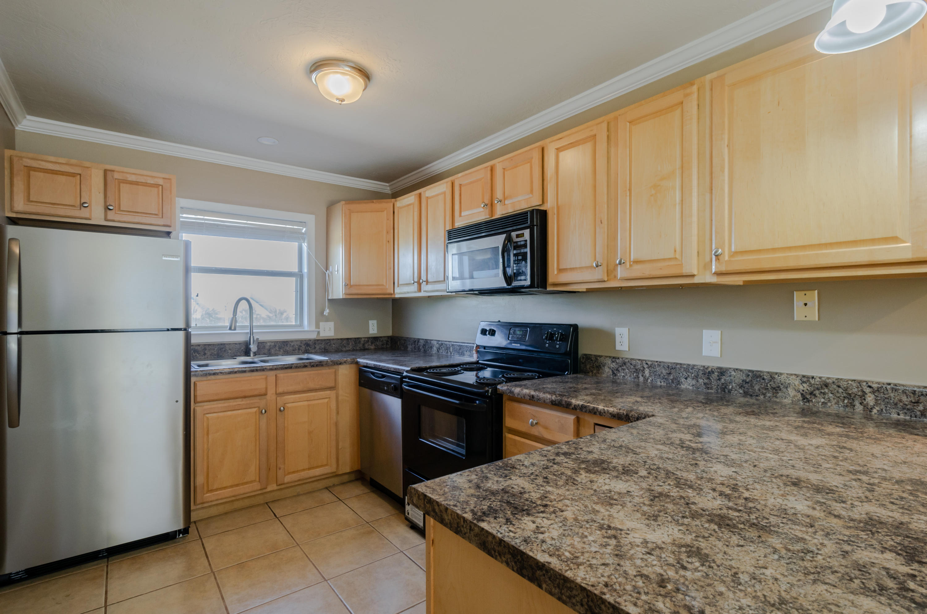 VILLAS ON THE GULF - Residential