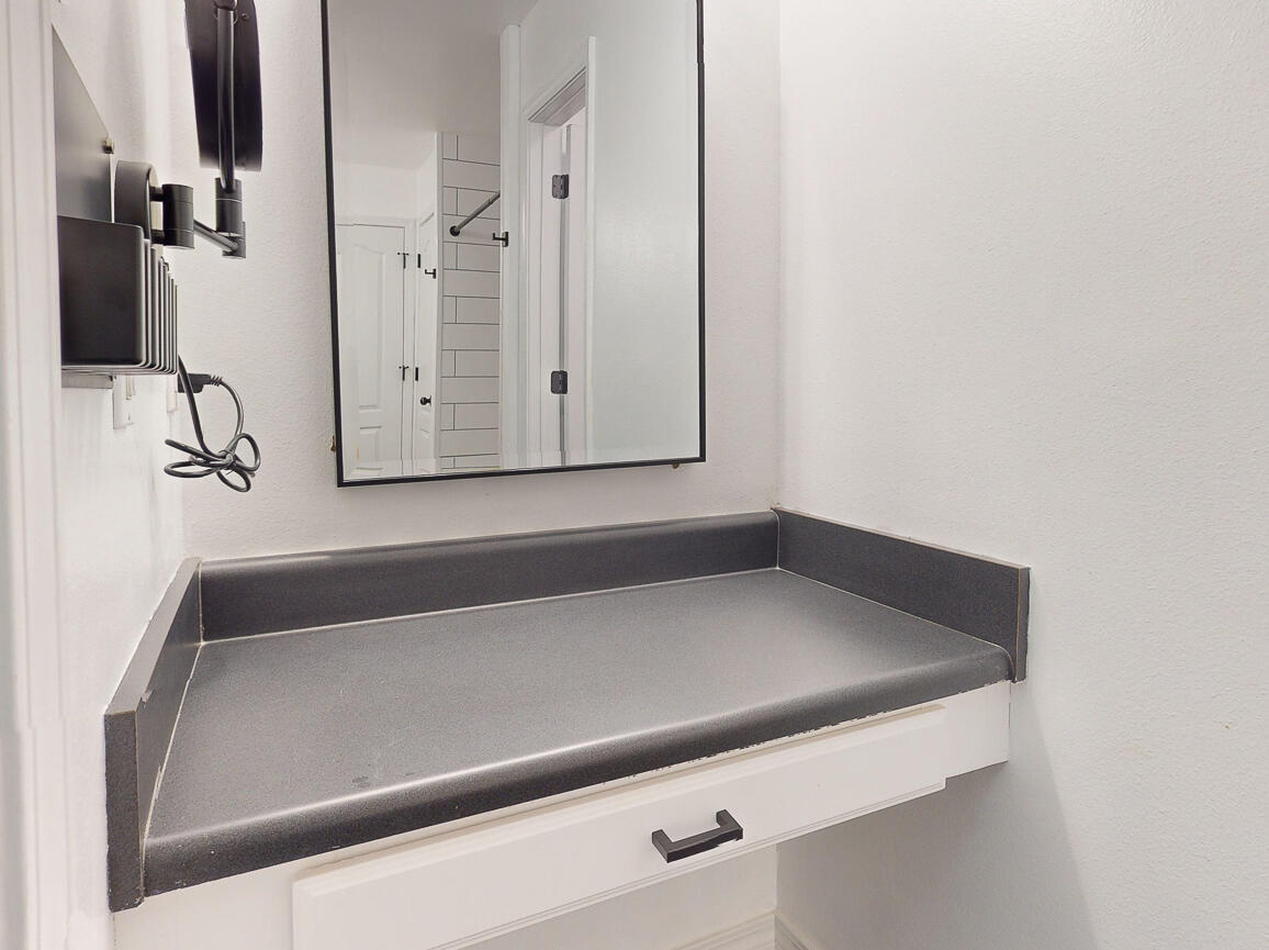 SANTA ROSA SHORES EAST - Residential