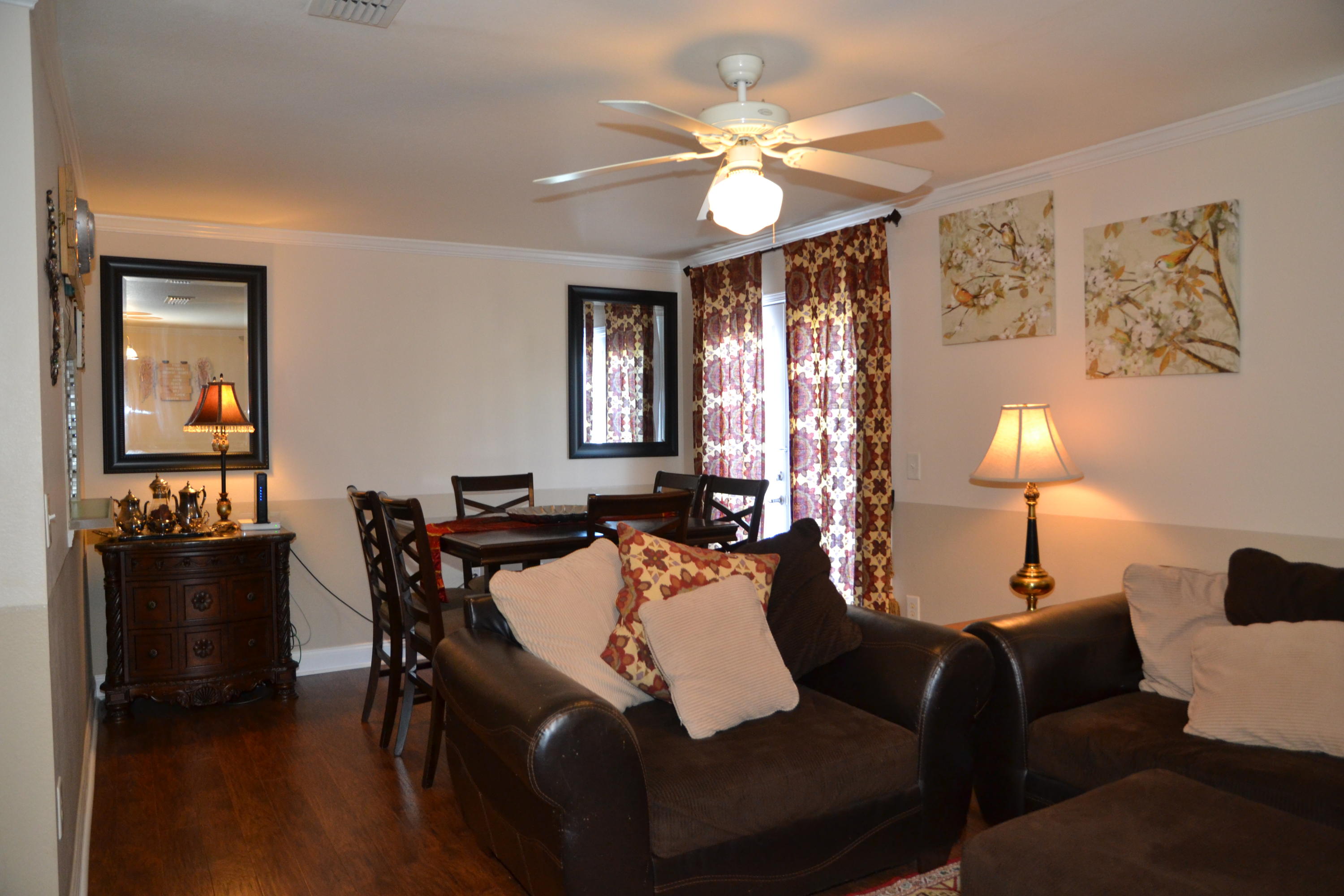 EAGLES LANDING T/H LOT 1 BLK FF - Residential
