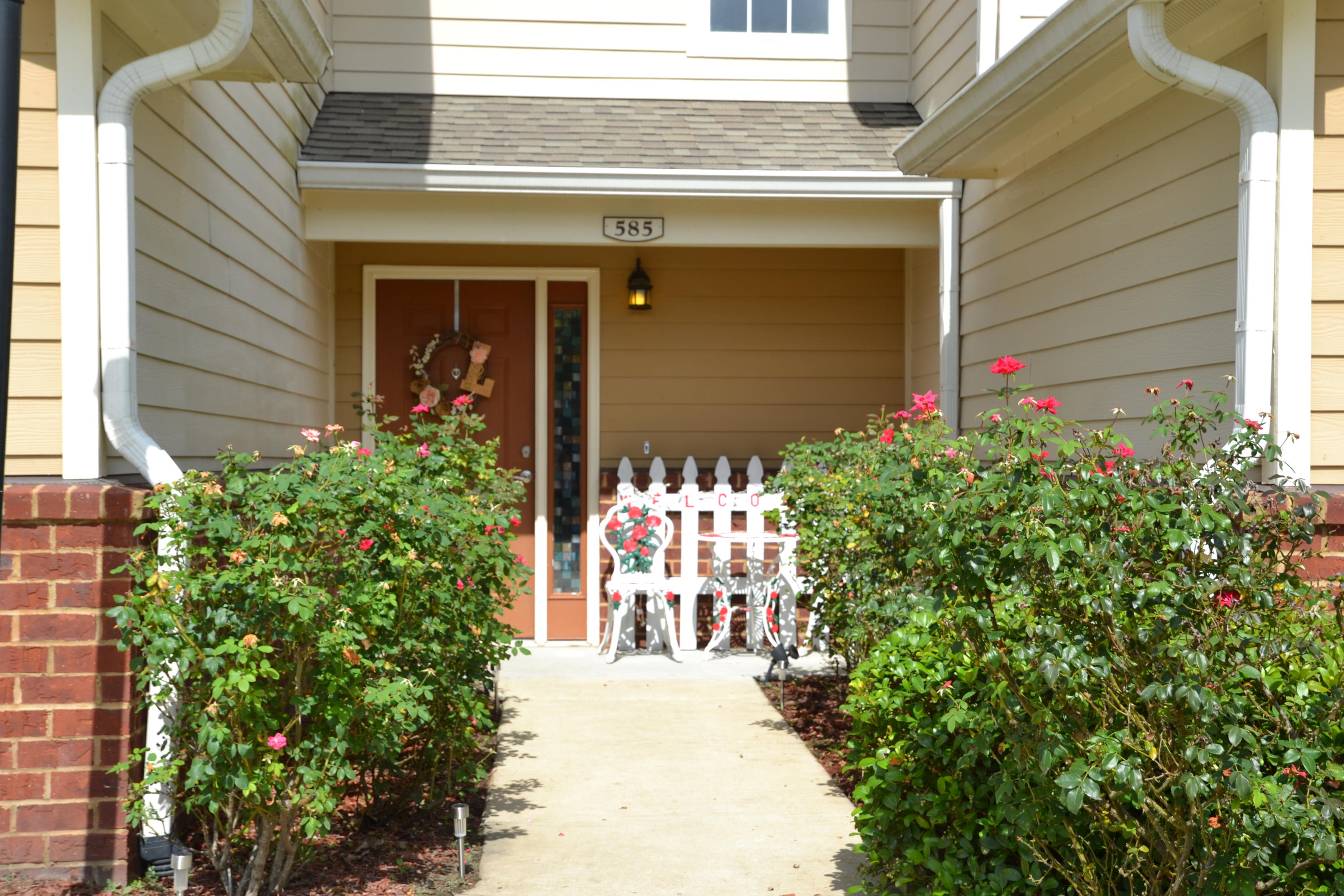 EAGLES LANDING T/H LOT 1 BLK FF - Residential