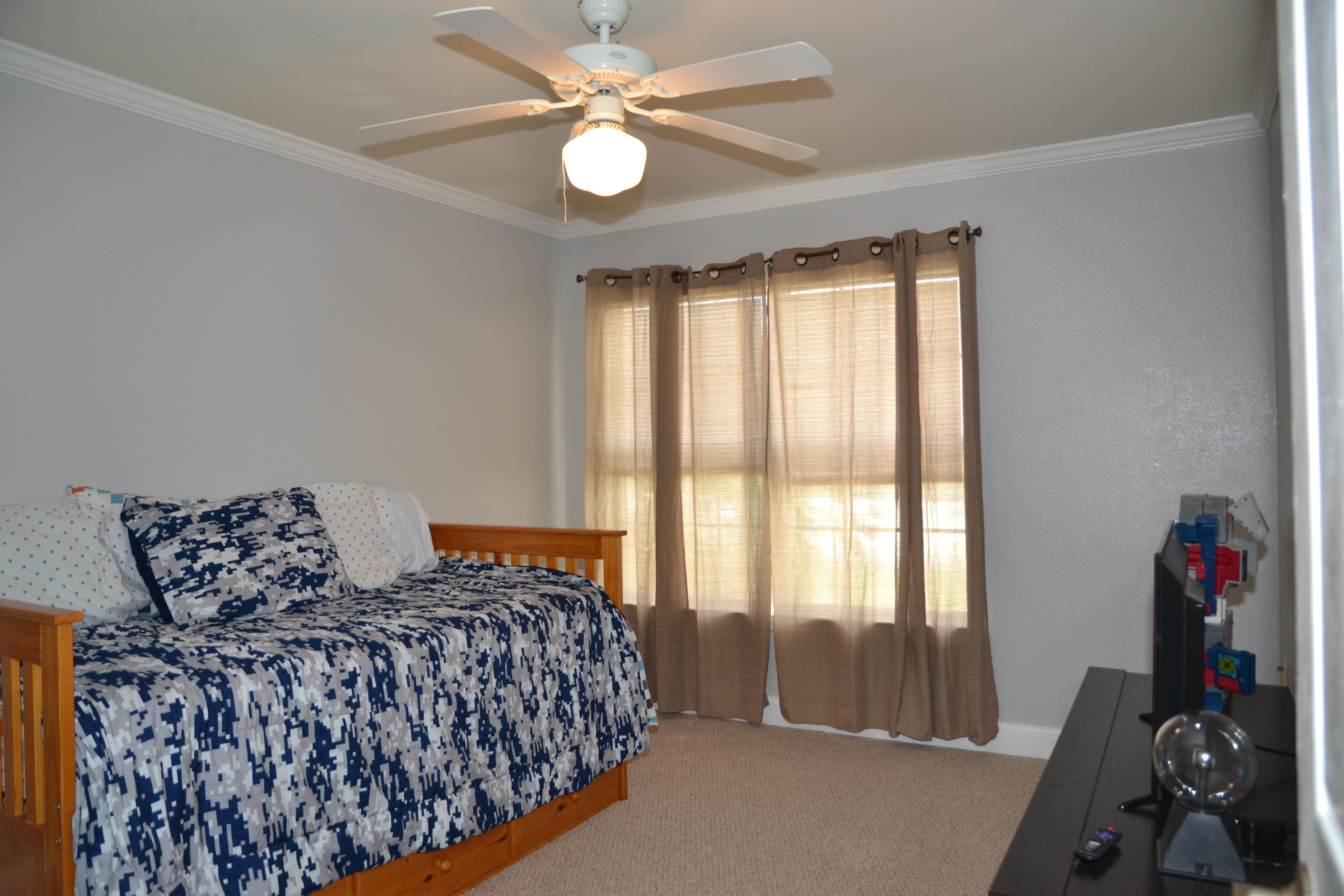 EAGLES LANDING T/H LOT 1 BLK FF - Residential