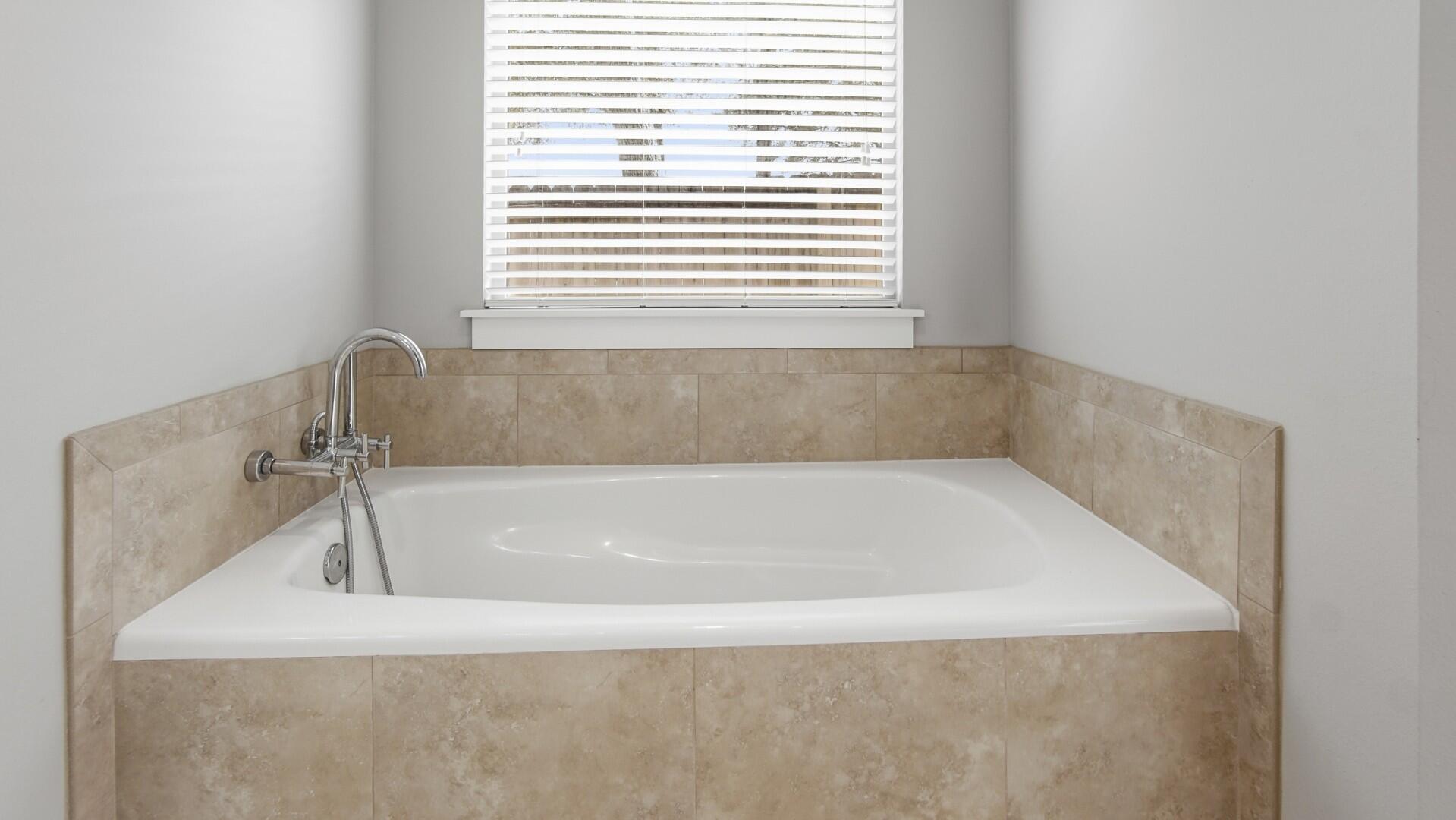 PINNACLE POINT - Residential