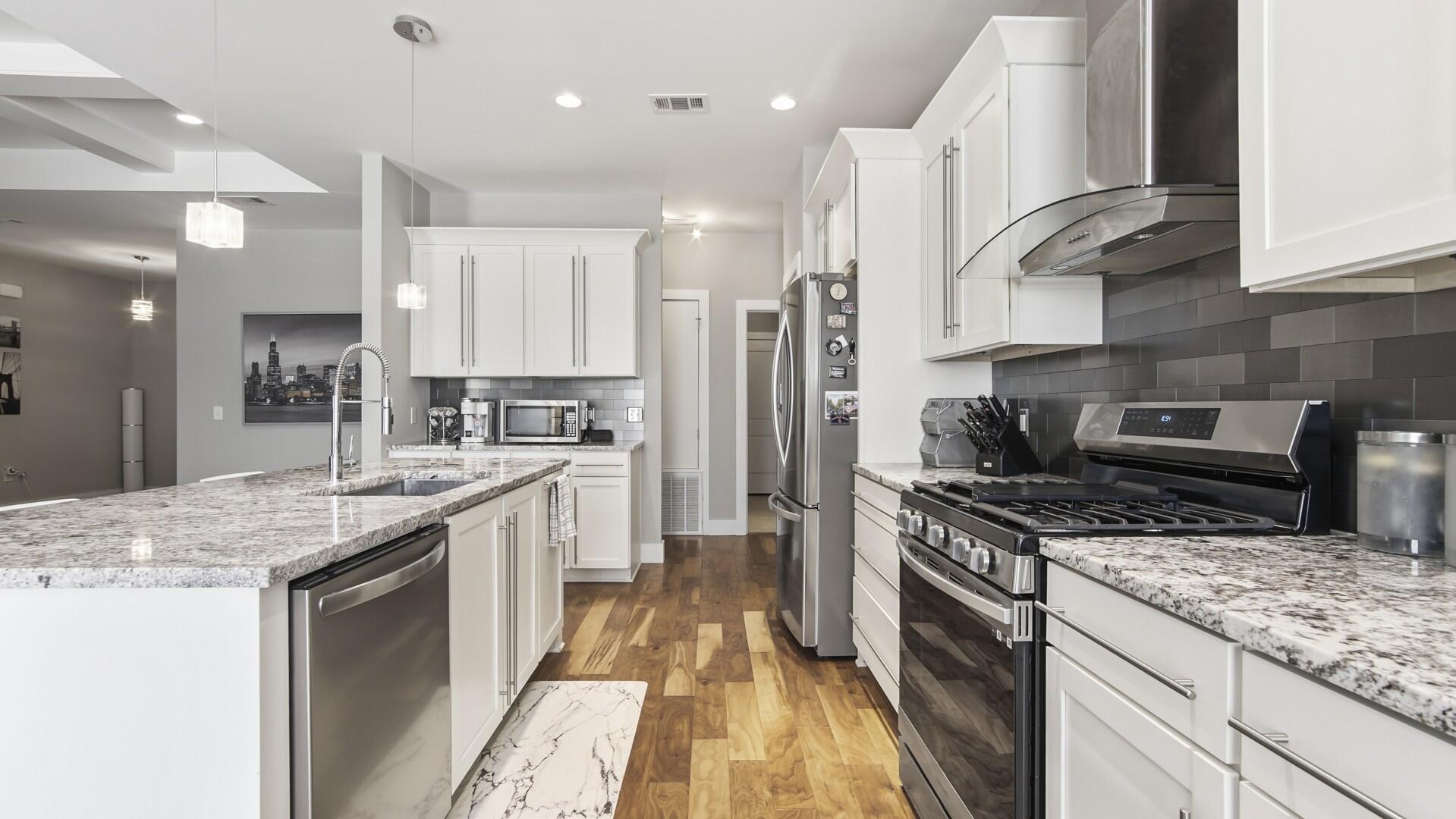 PINNACLE POINT - Residential