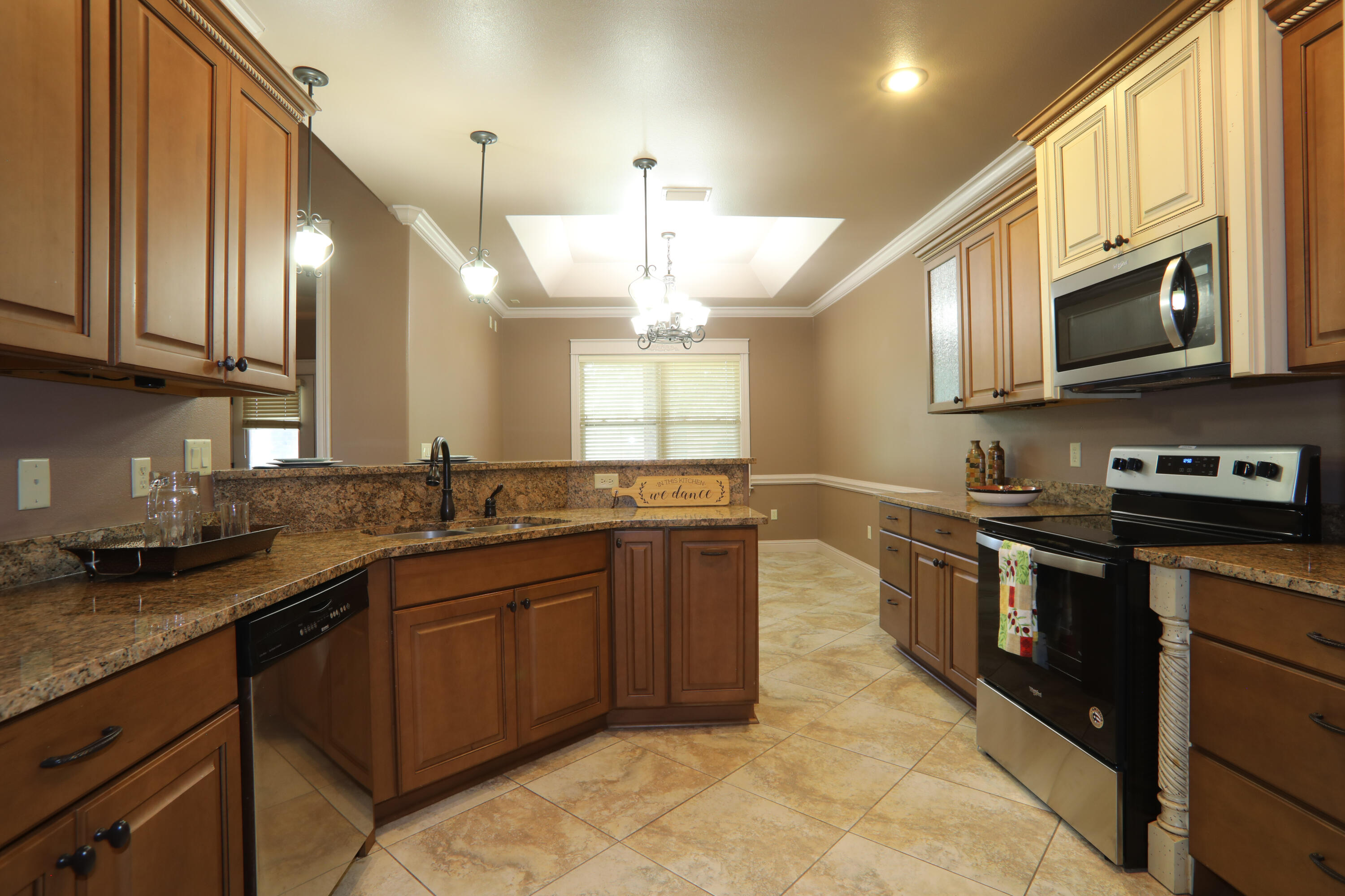 LAKE ARTHUR EST PH I - Residential