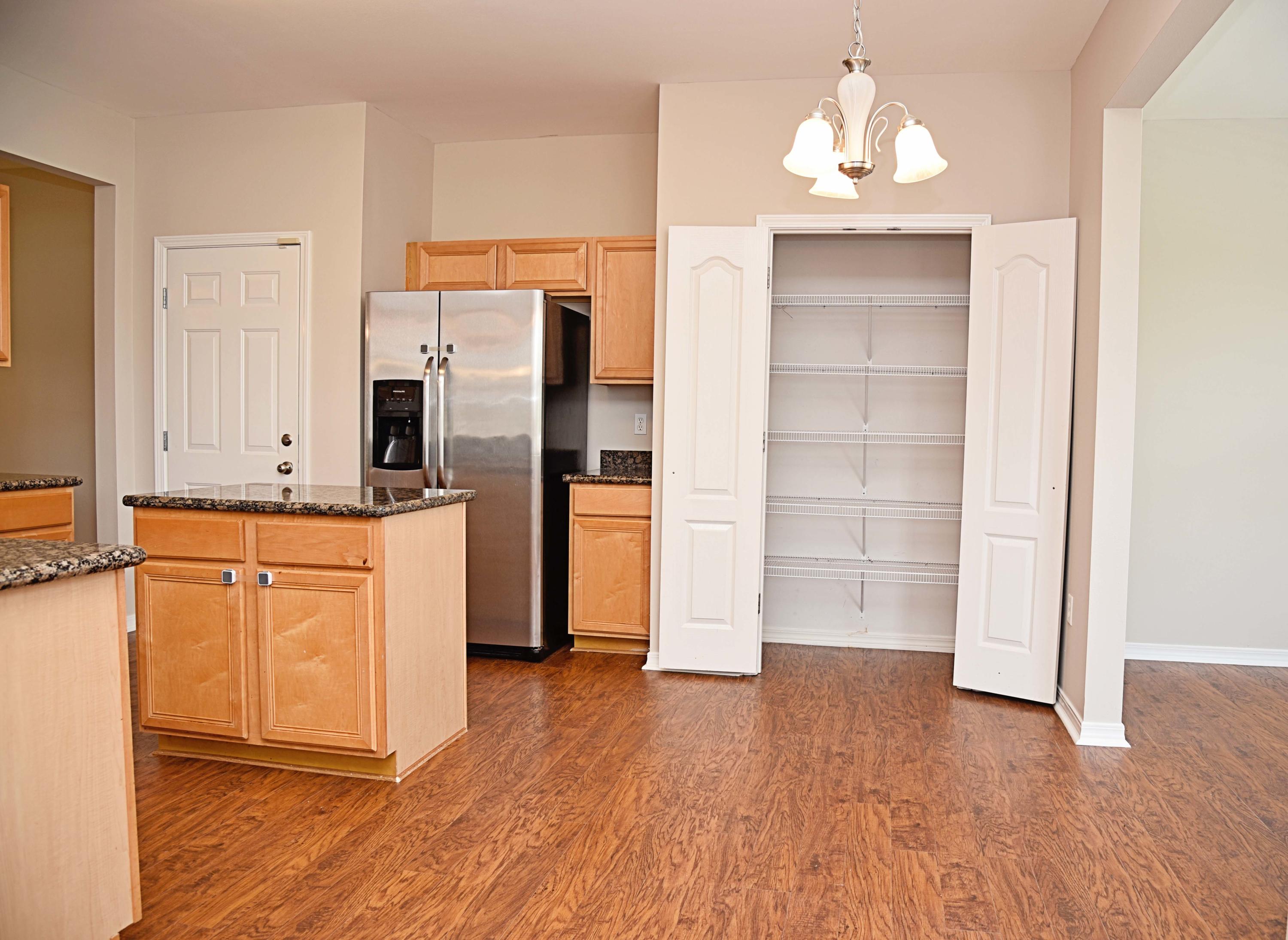 SANDY RIDGE - Residential