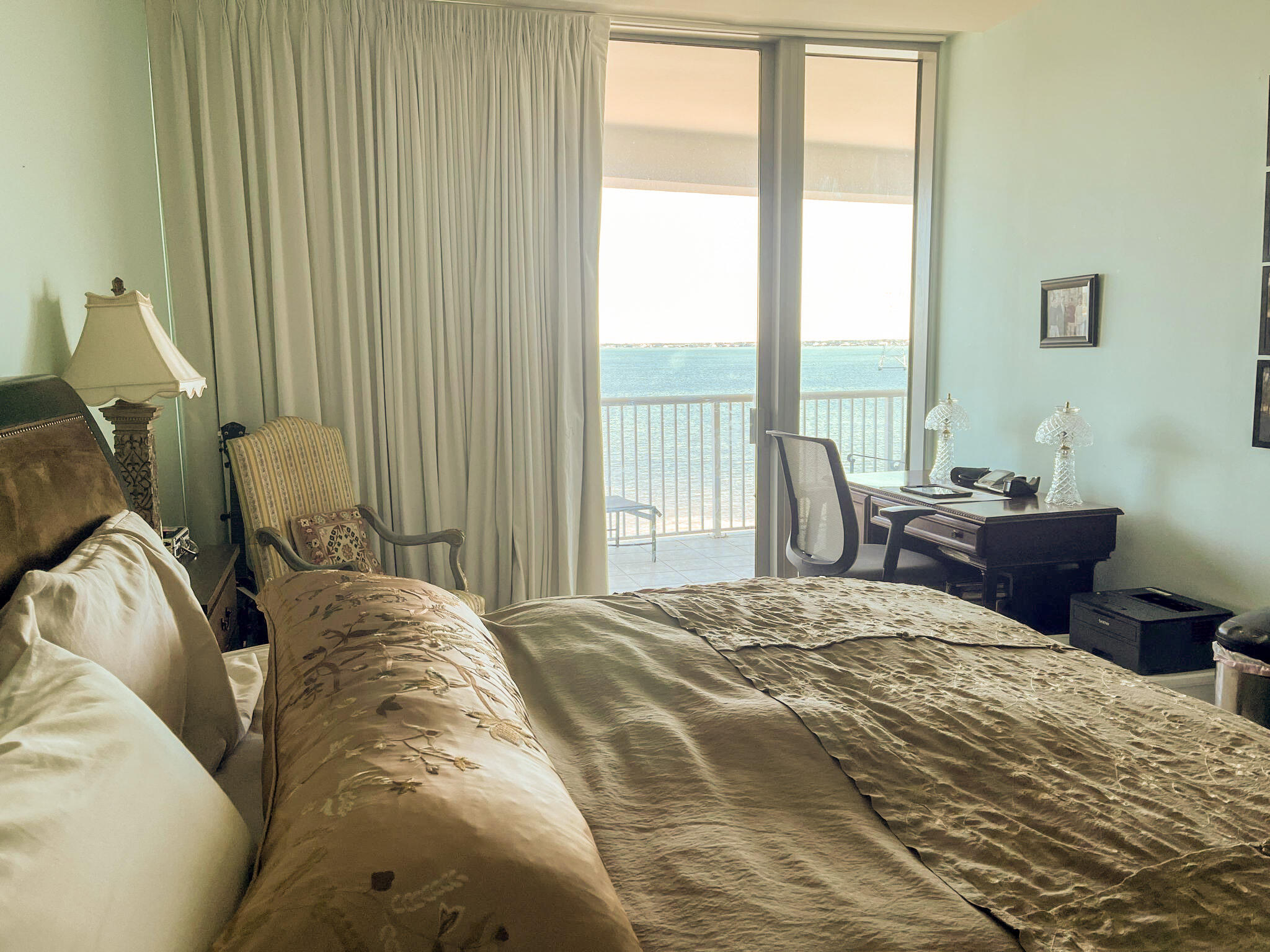 MARINA LANDING - Residential