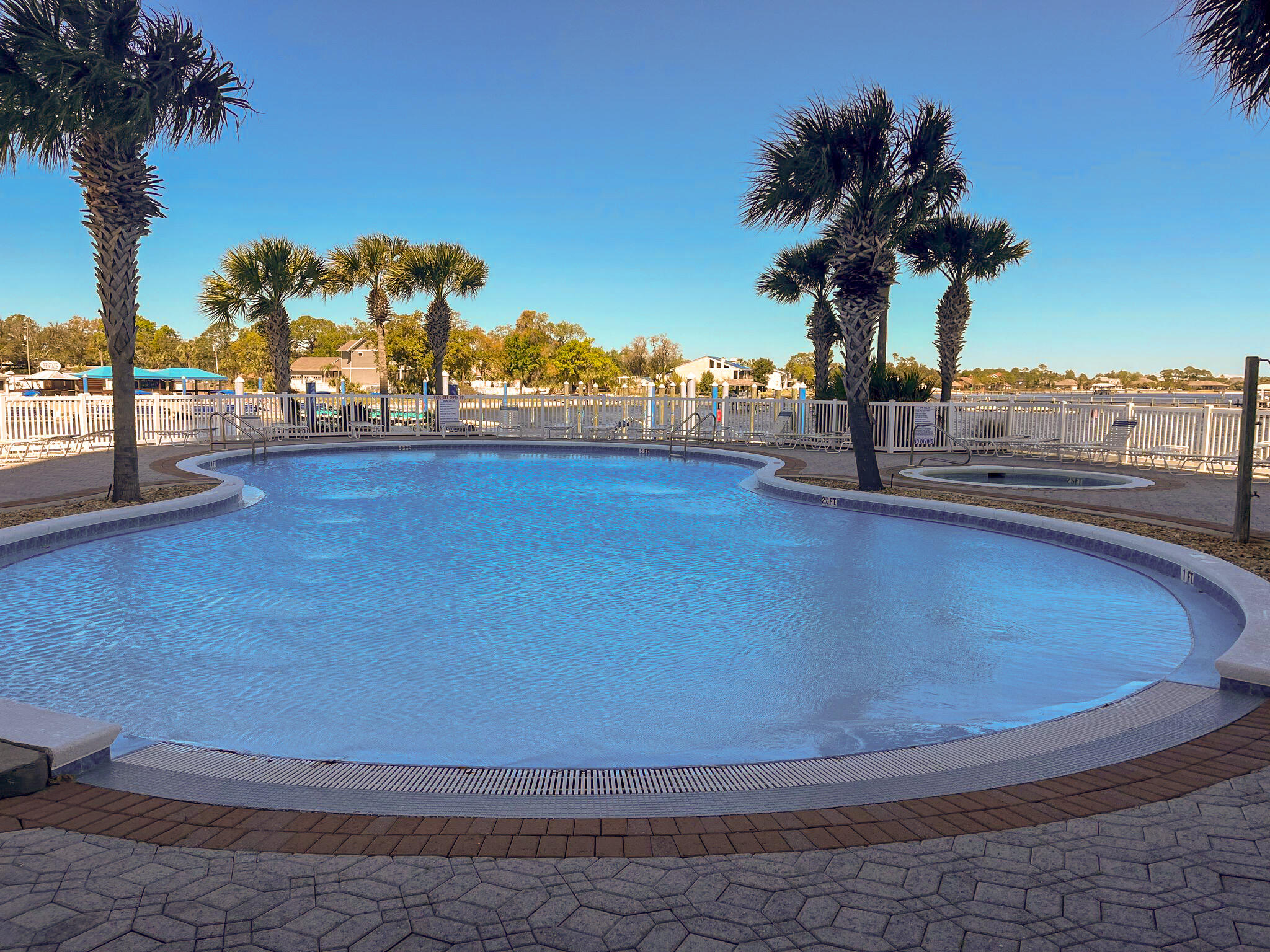 MARINA LANDING - Residential