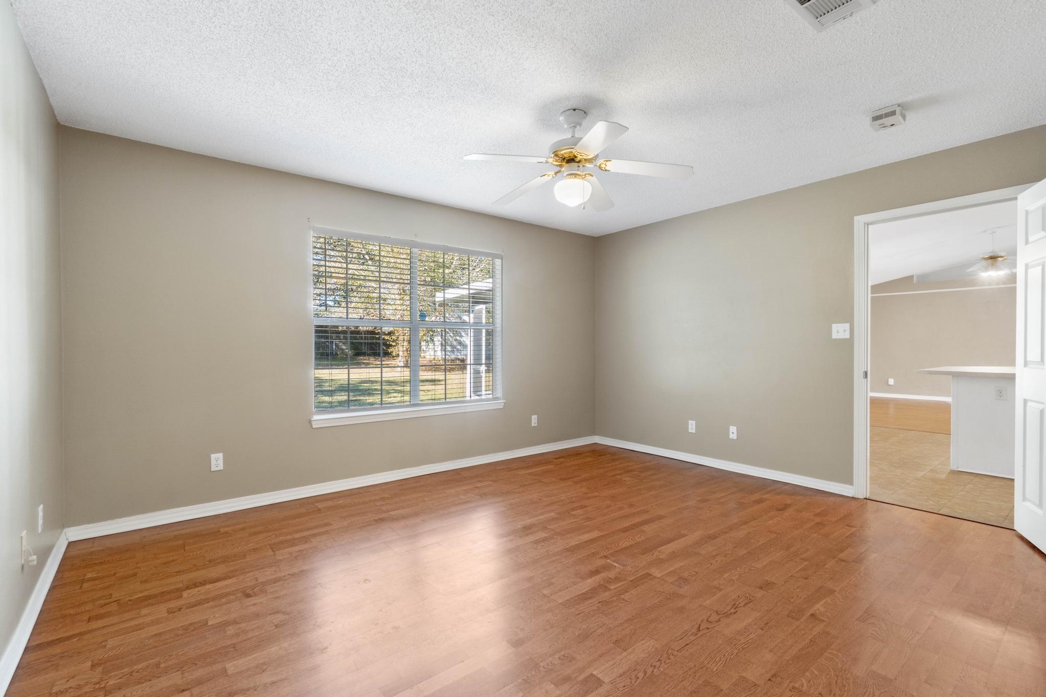 NO RECORDED SUBDIVISION - Residential