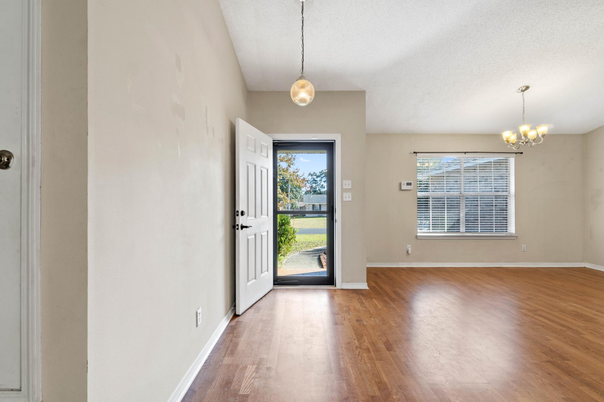 NO RECORDED SUBDIVISION - Residential