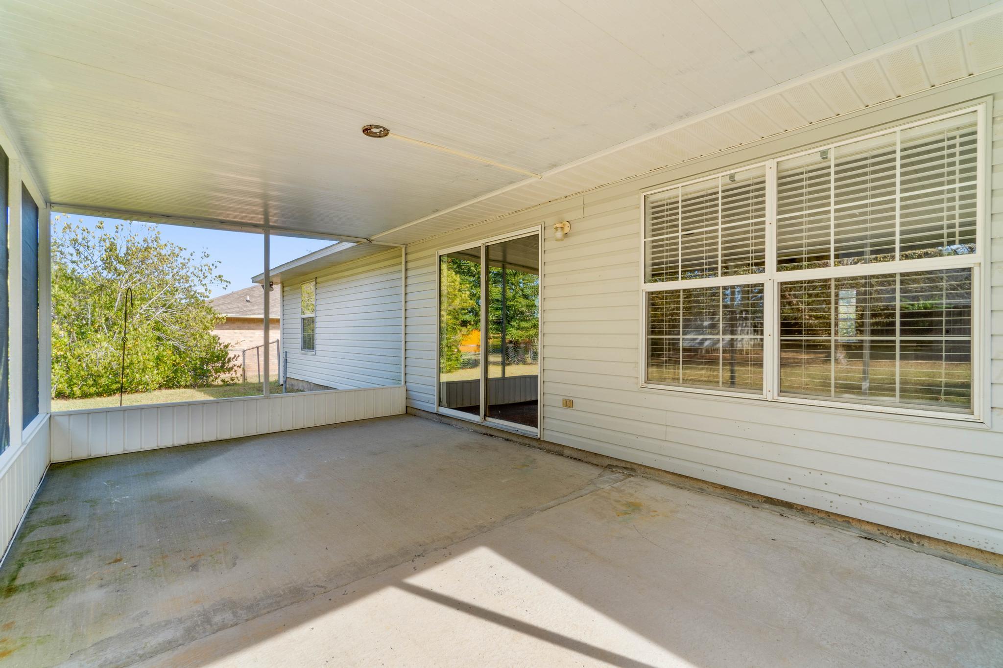 NO RECORDED SUBDIVISION - Residential