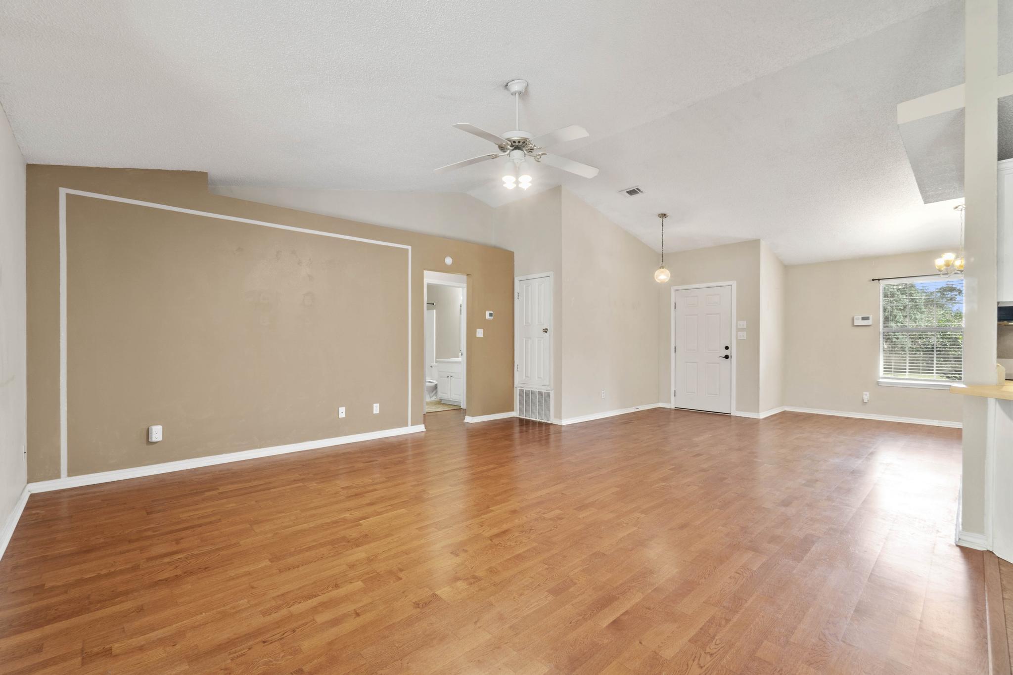 NO RECORDED SUBDIVISION - Residential