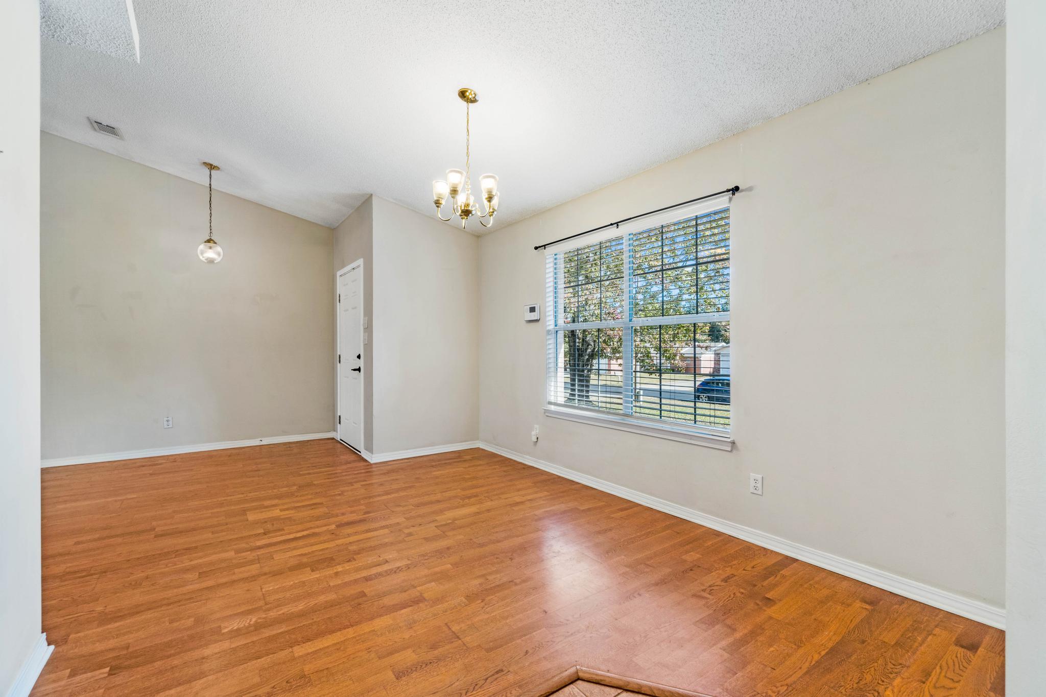 NO RECORDED SUBDIVISION - Residential