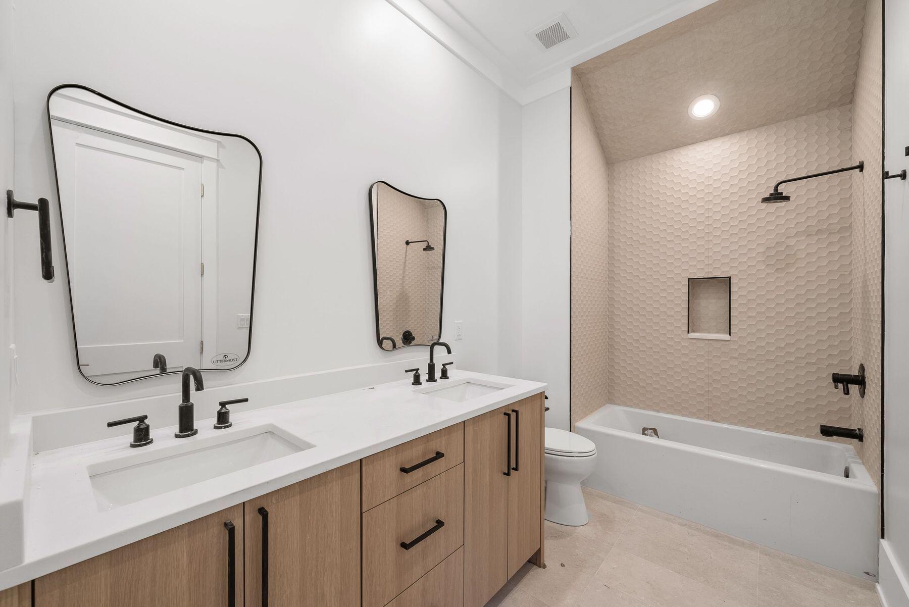 SEAGROVE 2ND ADDN - Residential