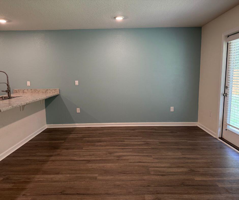 The Grove - Residential Lease