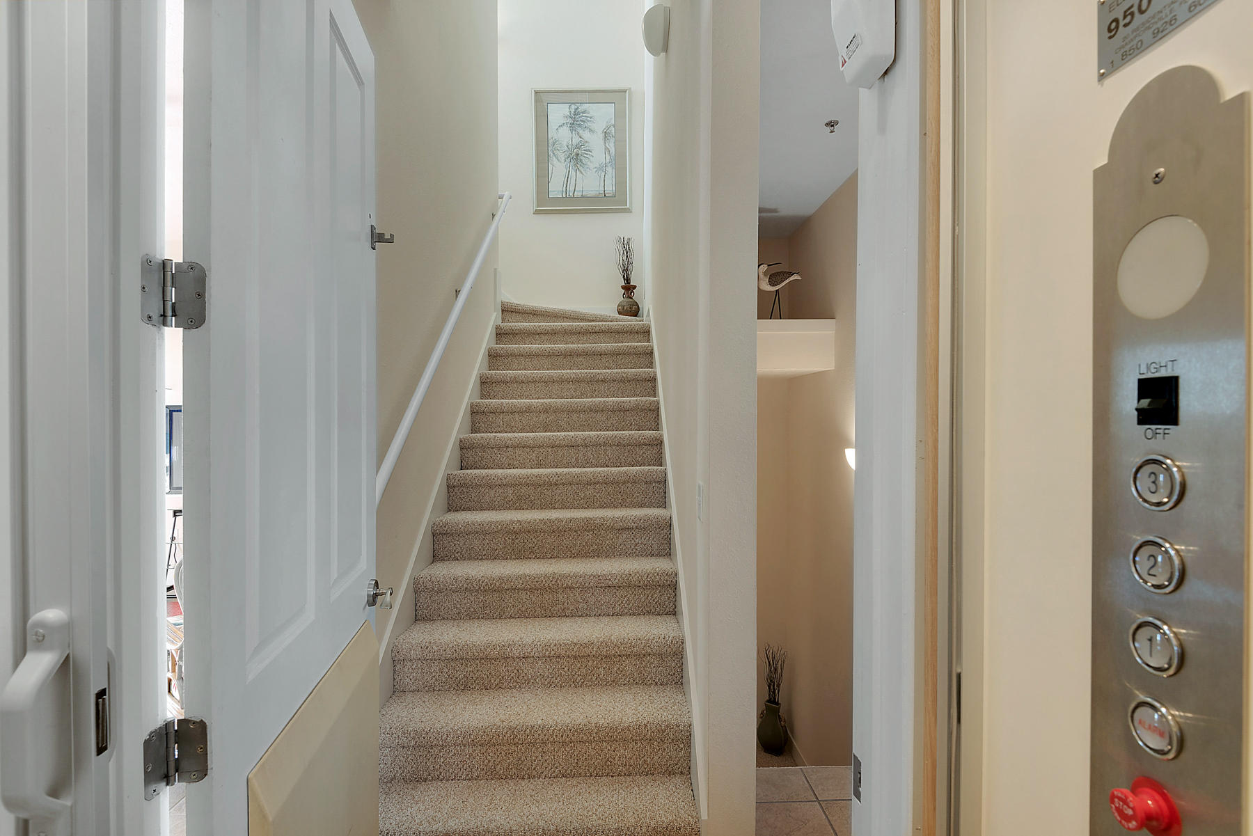 CASA DEL MAR - Residential