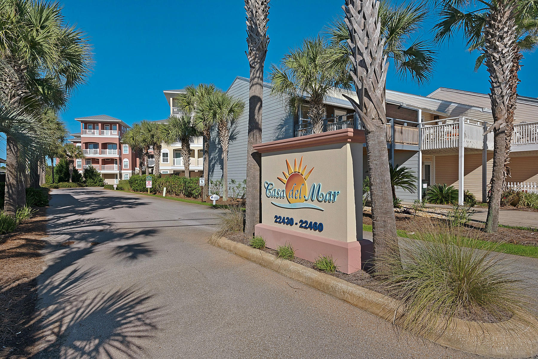 CASA DEL MAR - Residential