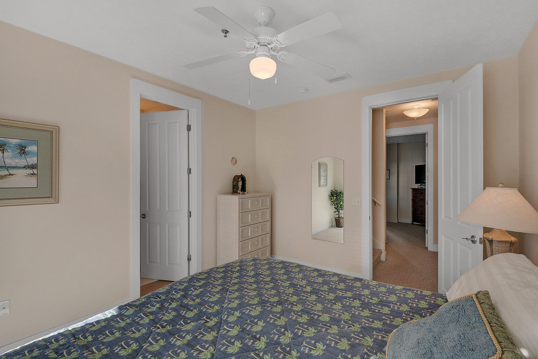 CASA DEL MAR - Residential