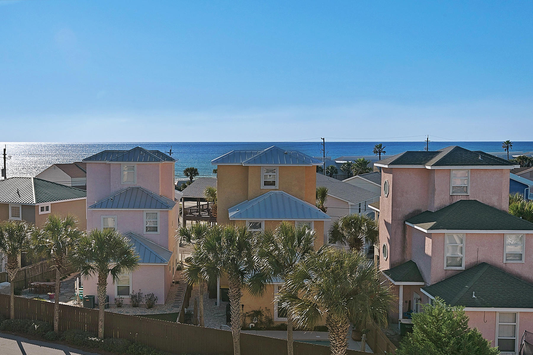 CASA DEL MAR - Residential