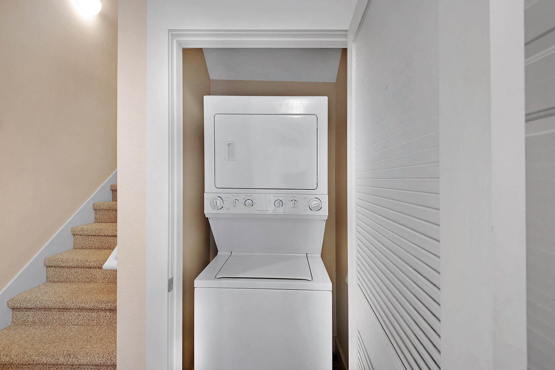 CASA DEL MAR - Residential