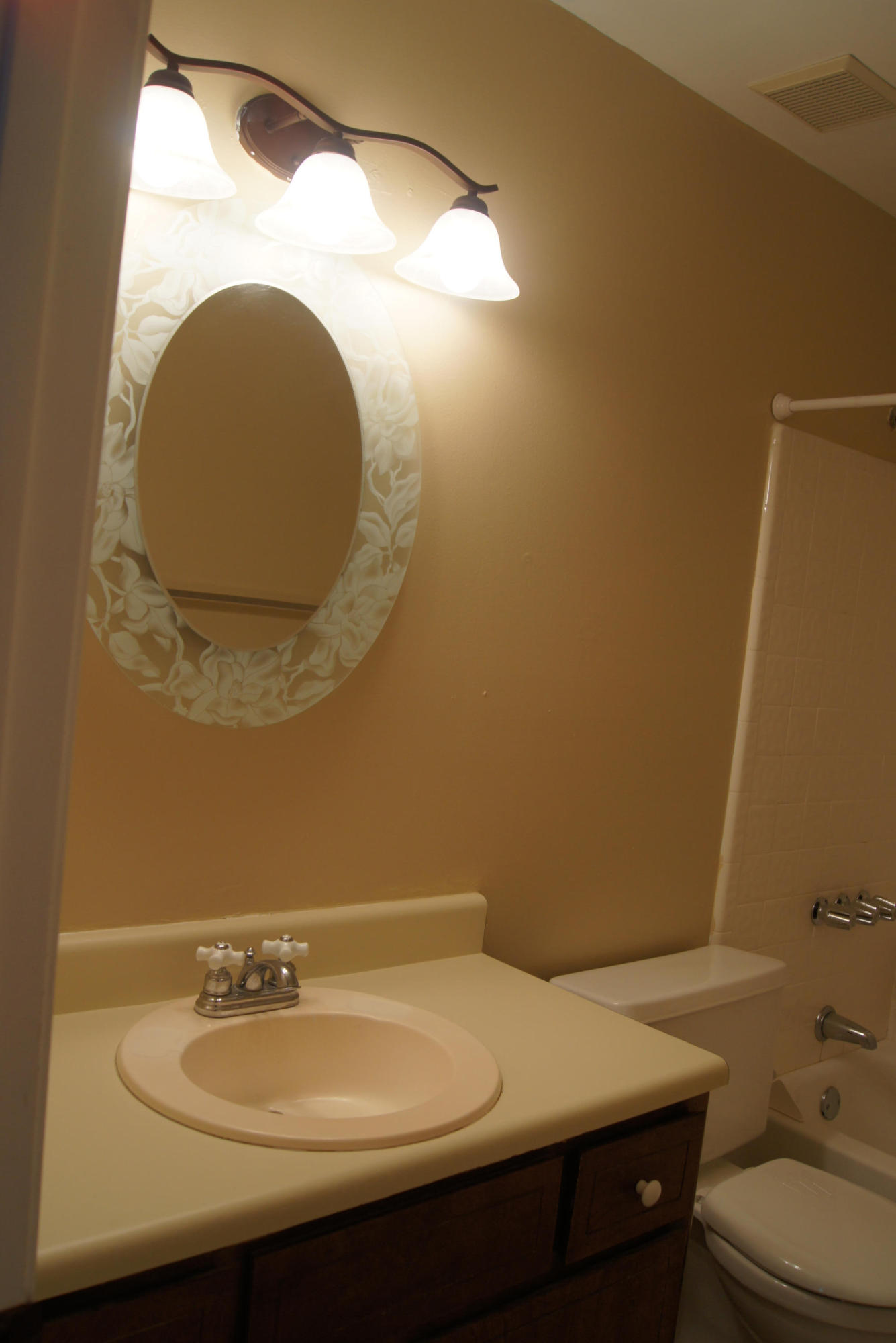 PALM CREST - Residential