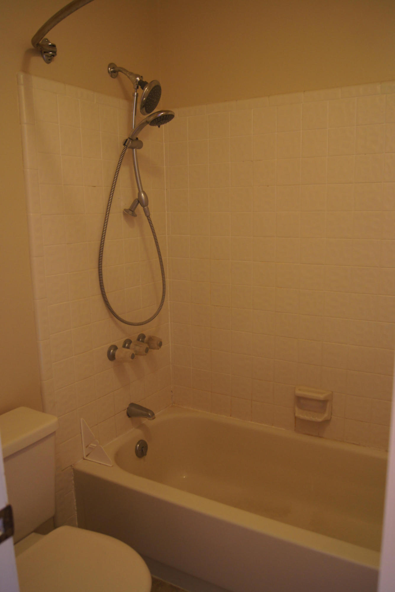 PALM CREST - Residential