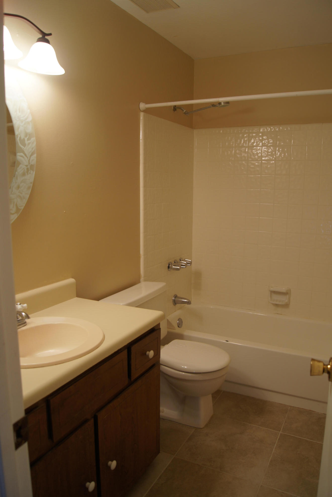 PALM CREST - Residential