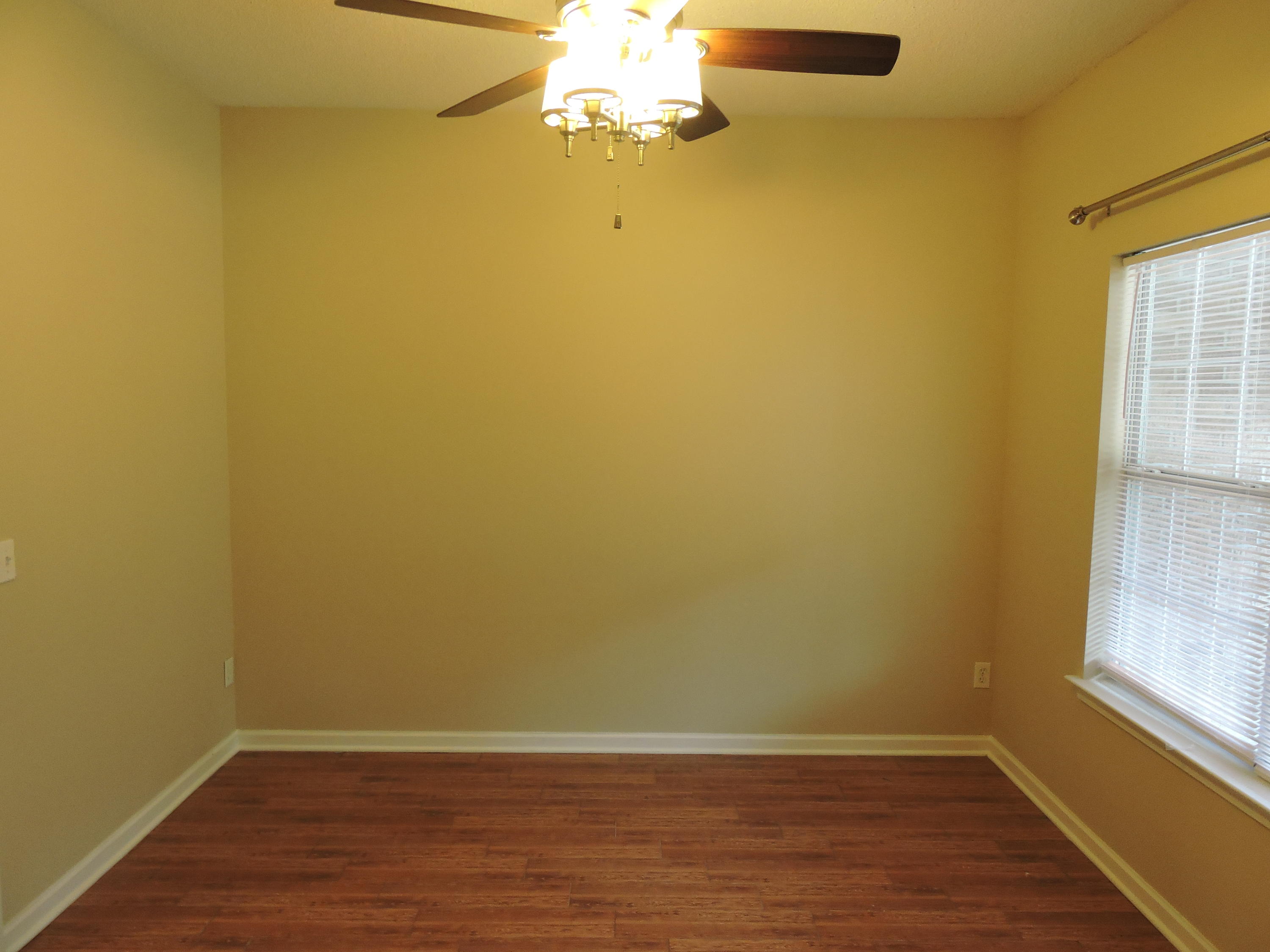 HIDDEN SPRINGS - Residential Lease