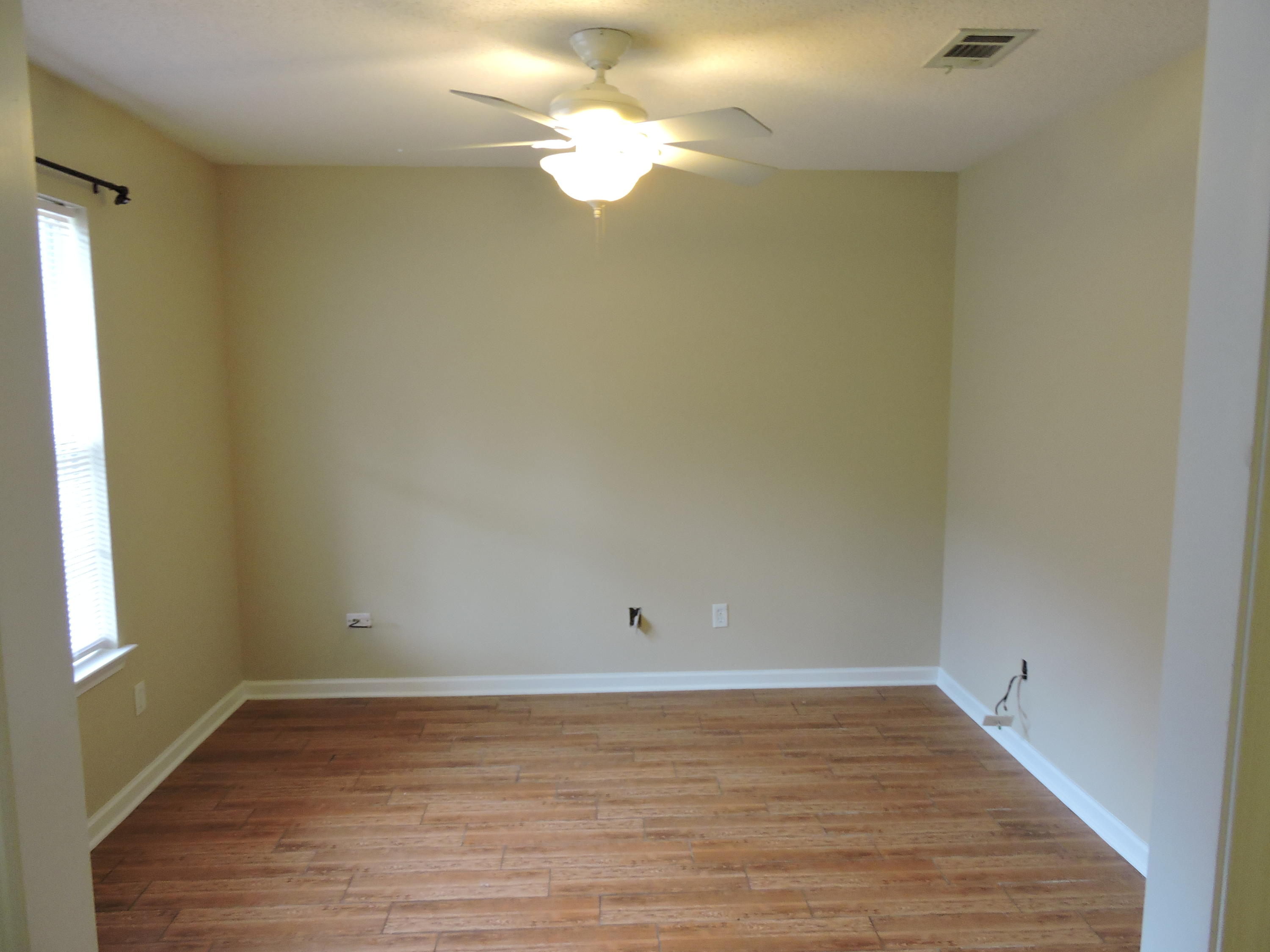 HIDDEN SPRINGS - Residential Lease