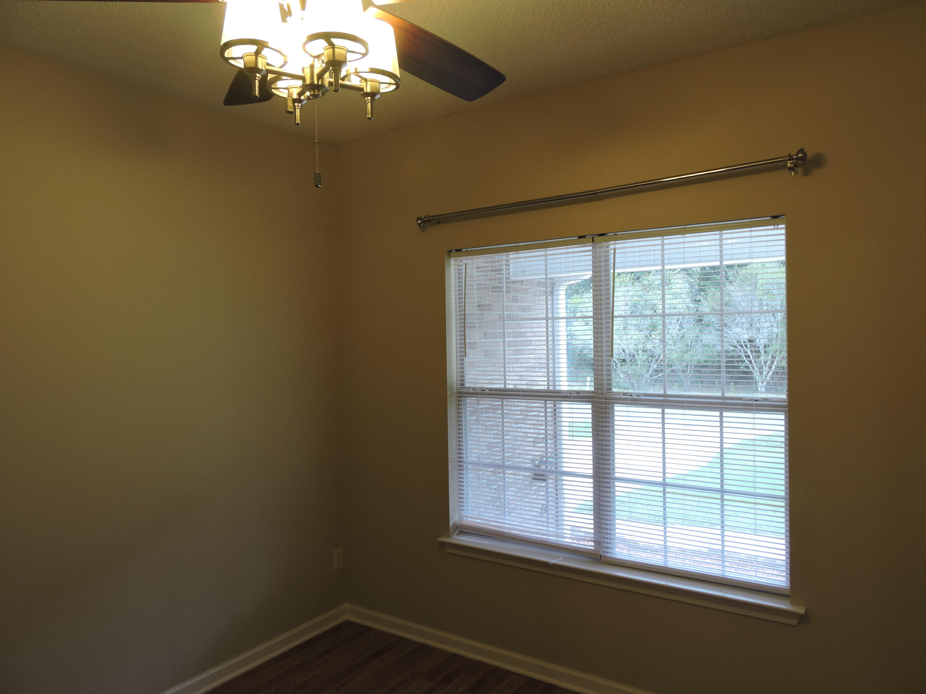 HIDDEN SPRINGS - Residential Lease