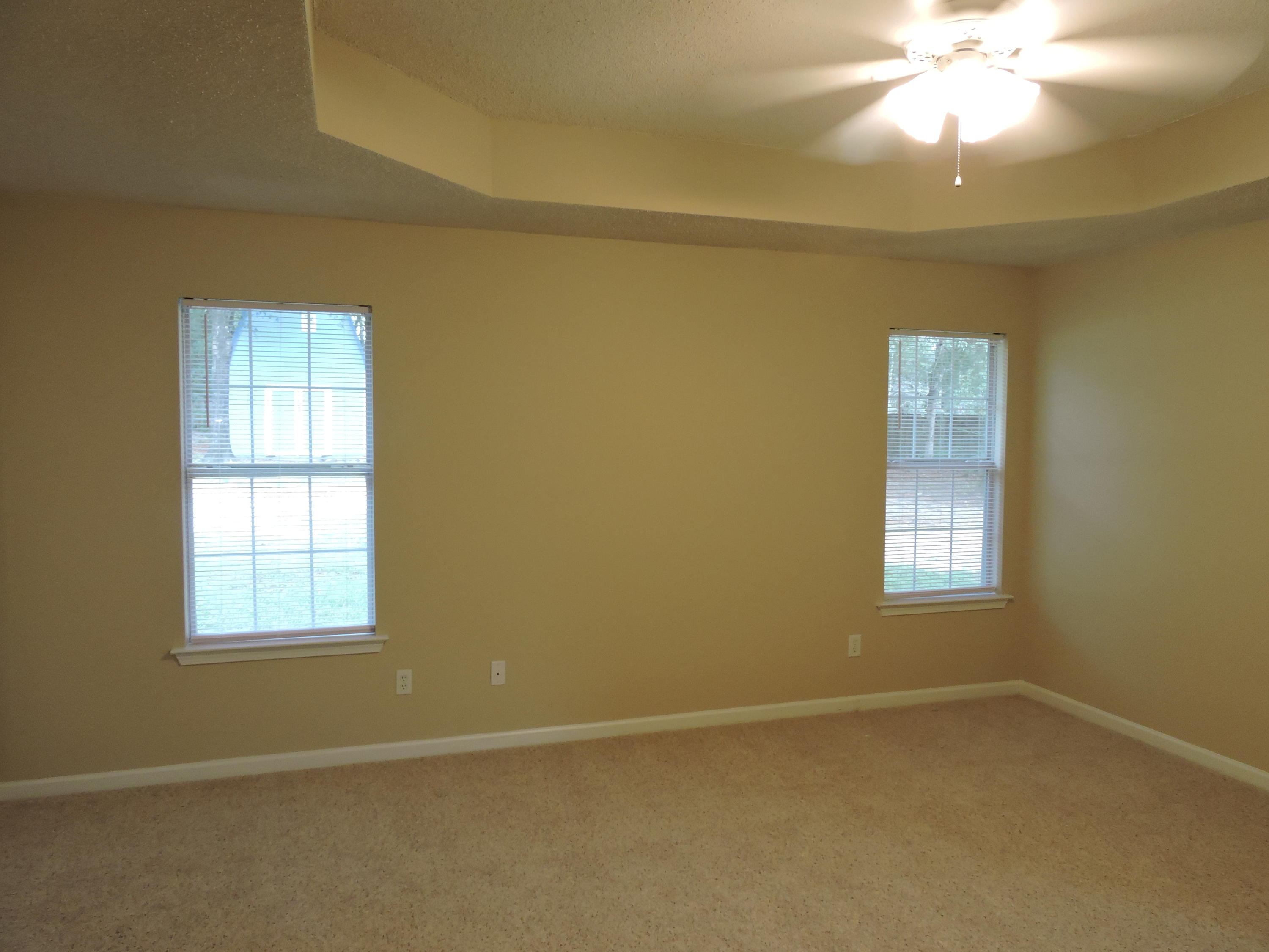 HIDDEN SPRINGS - Residential Lease