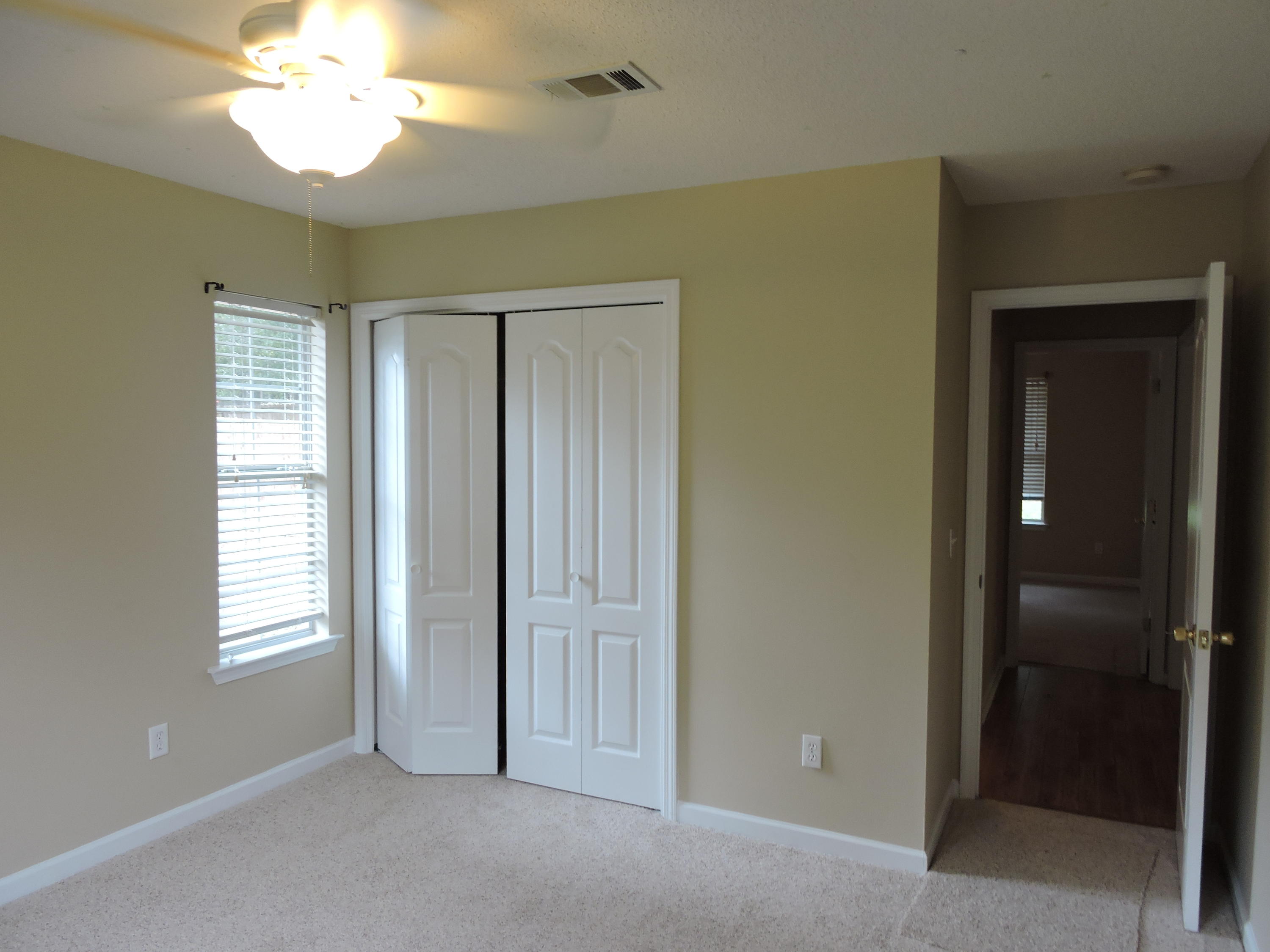 HIDDEN SPRINGS - Residential Lease