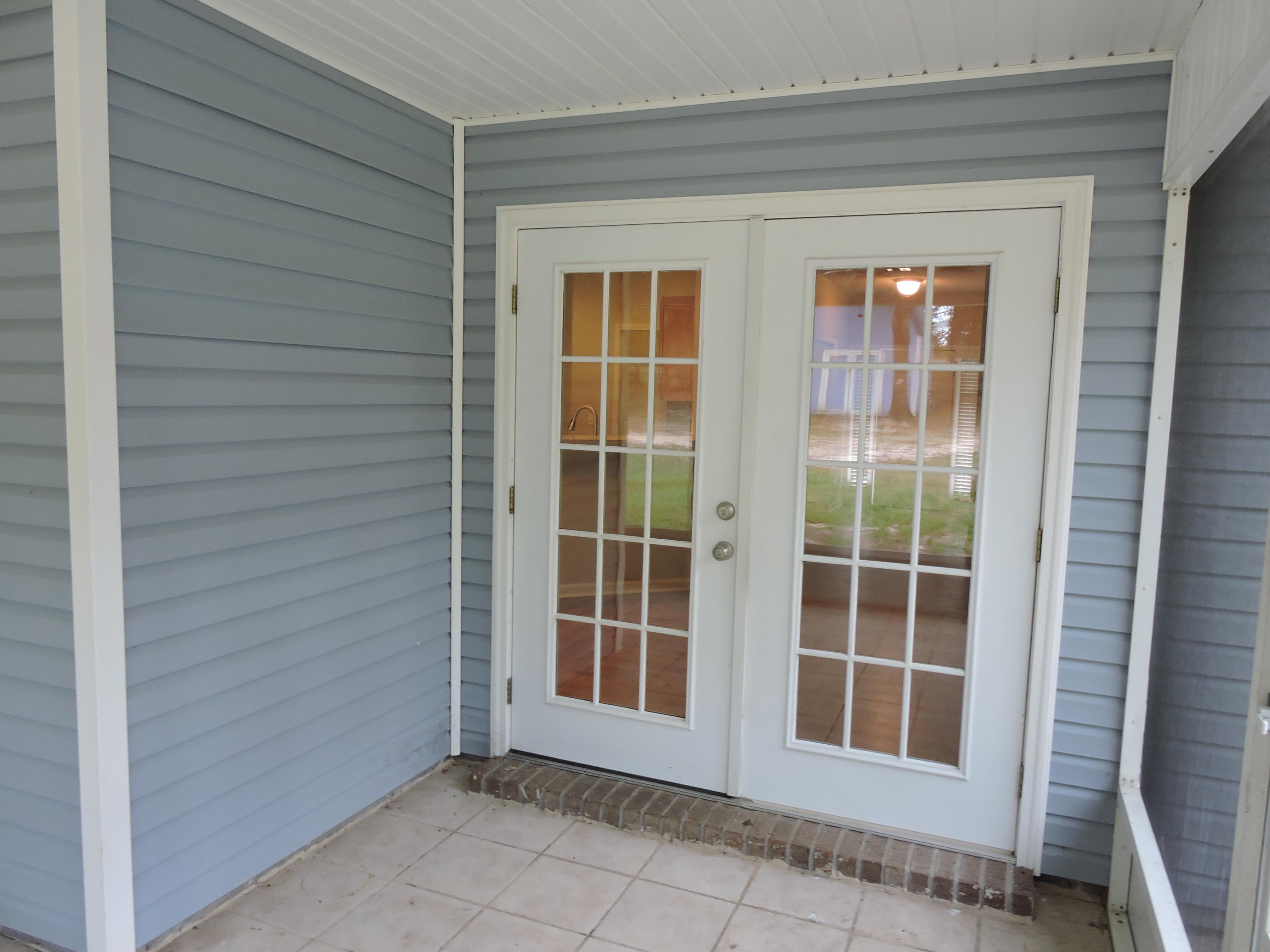 HIDDEN SPRINGS - Residential Lease