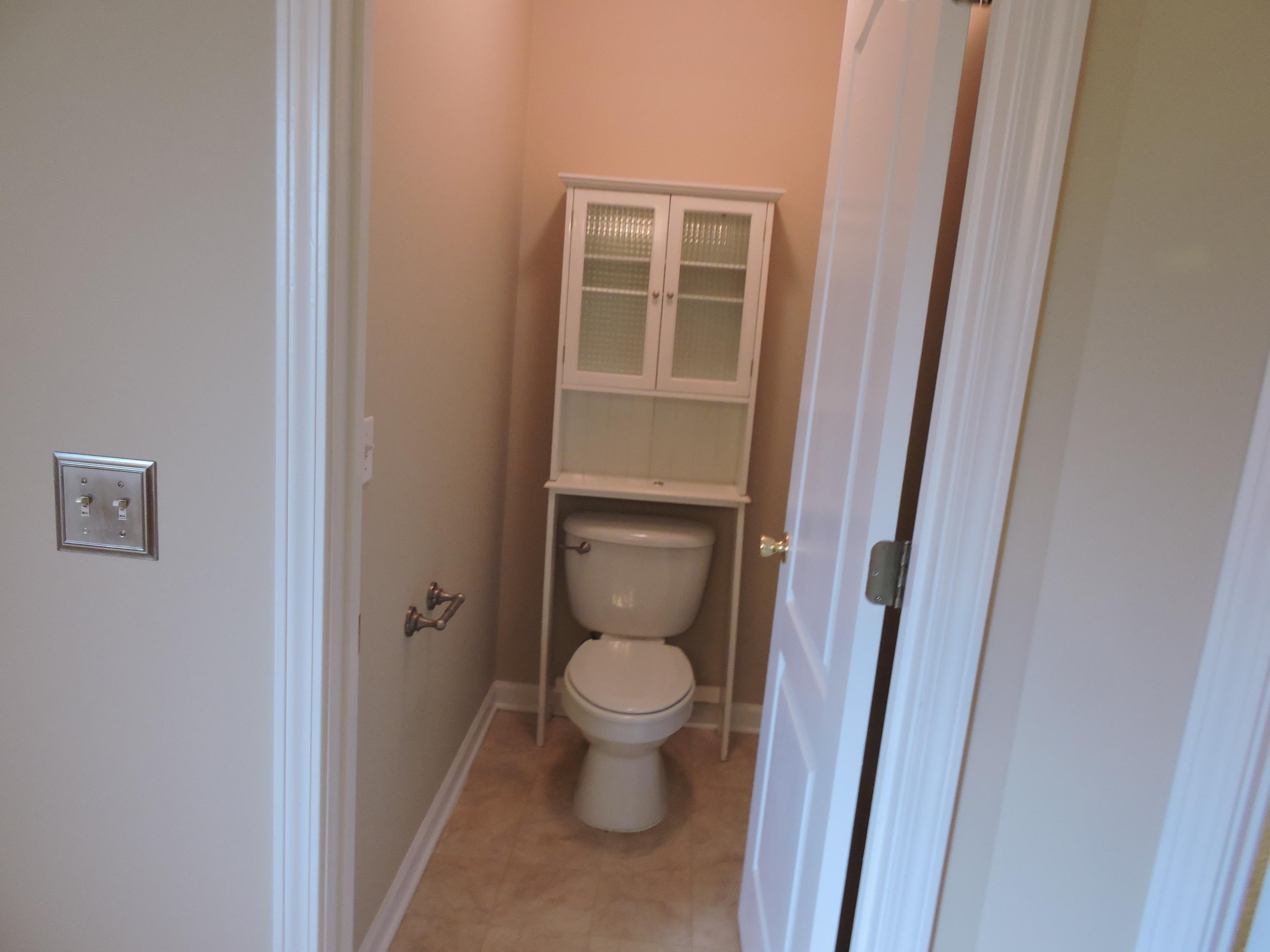 HIDDEN SPRINGS - Residential Lease