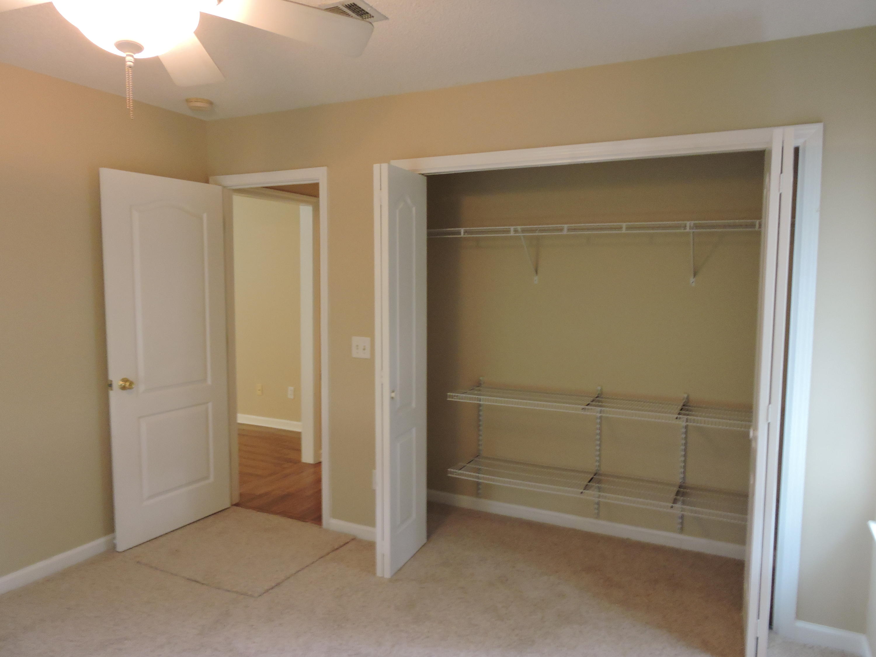 HIDDEN SPRINGS - Residential Lease