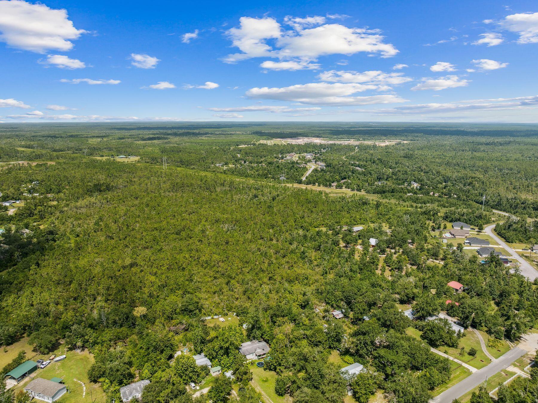 CEDAR CREEK CHASE - Land