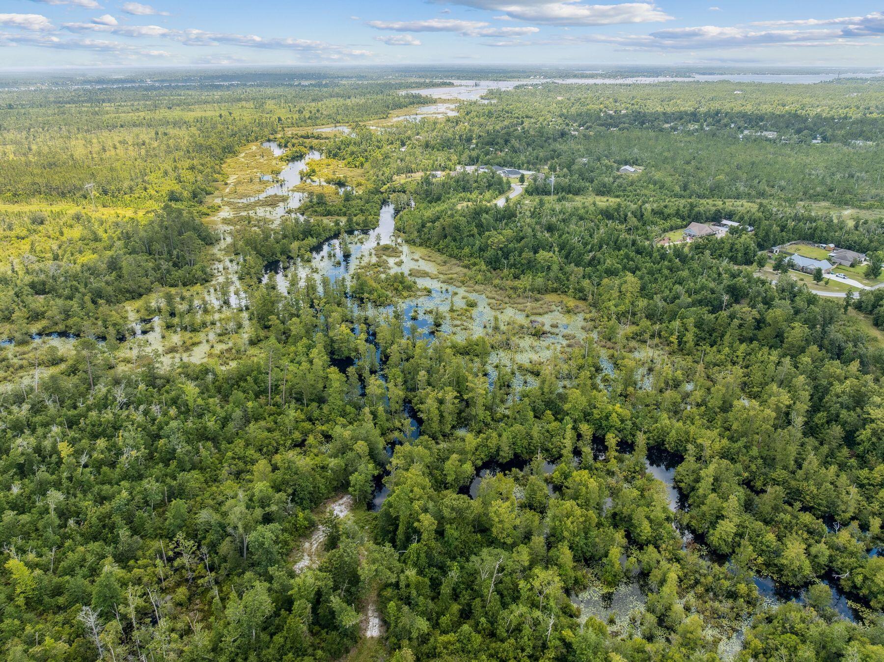 CEDAR CREEK CHASE - Land