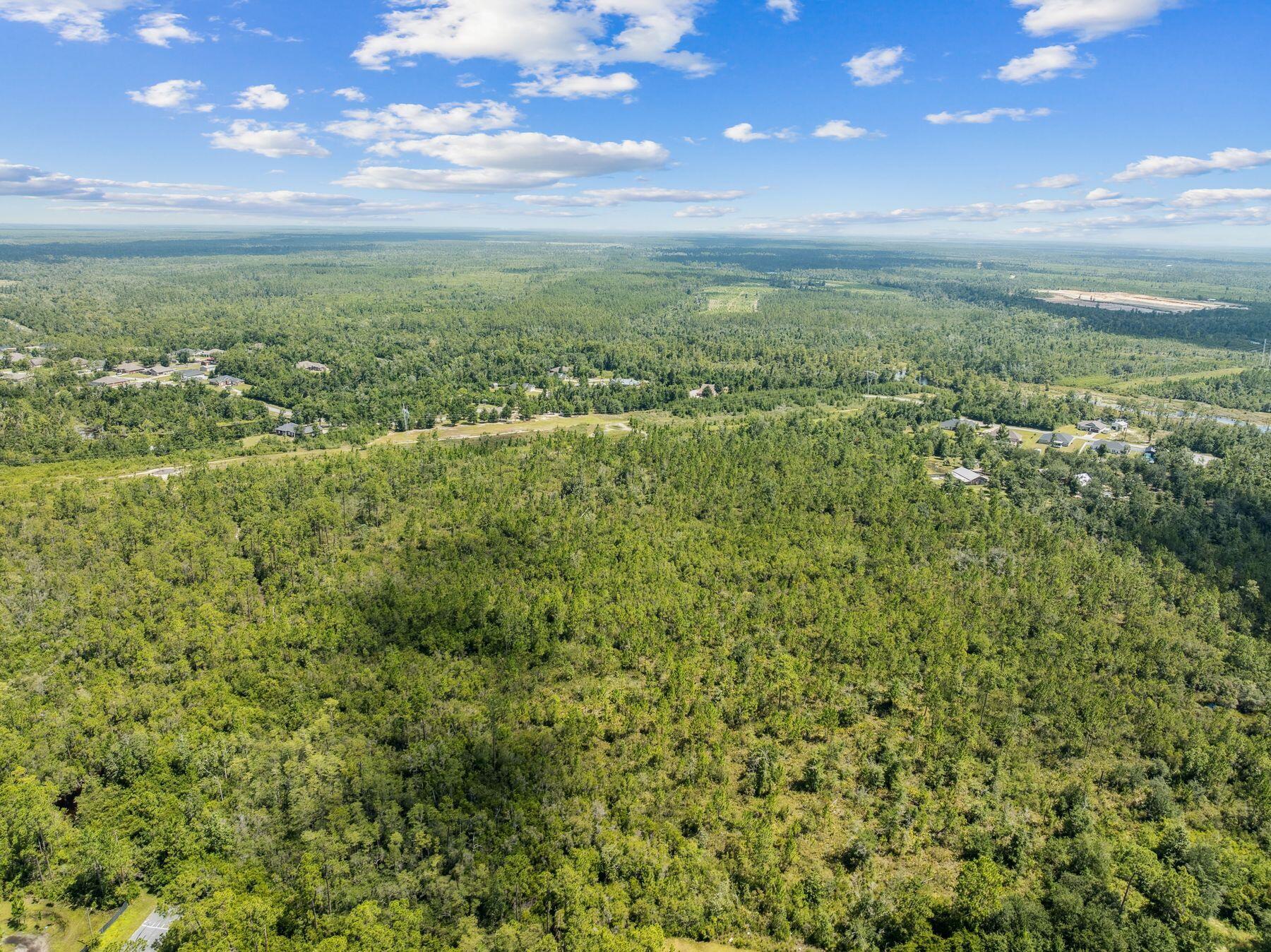 CEDAR CREEK CHASE - Land